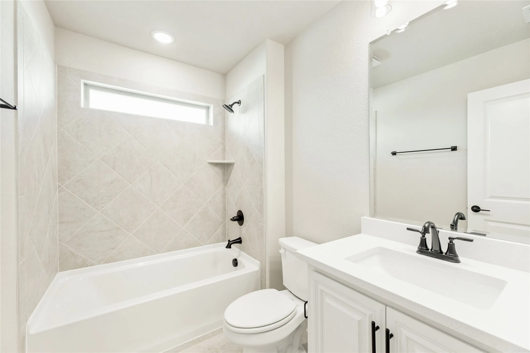 Single Family Residence For Sale in Ellis County , 403 Birkdale Lane, Red Oak, Texas 75154, 5 Bedroom, 4 Bathroom, 2 Garage spaces, 3,485 Sqft, built in 2025, New Construction - Complete, mls#21101156, Real Estate Agent in Red Oak, Homes For Sale in Ellis county, Homes For Sale in Red Oak, Realtor in Red Oak Texas, Real Estate Brokerage Independent Realty Texas, Luminita Cordes Realtor