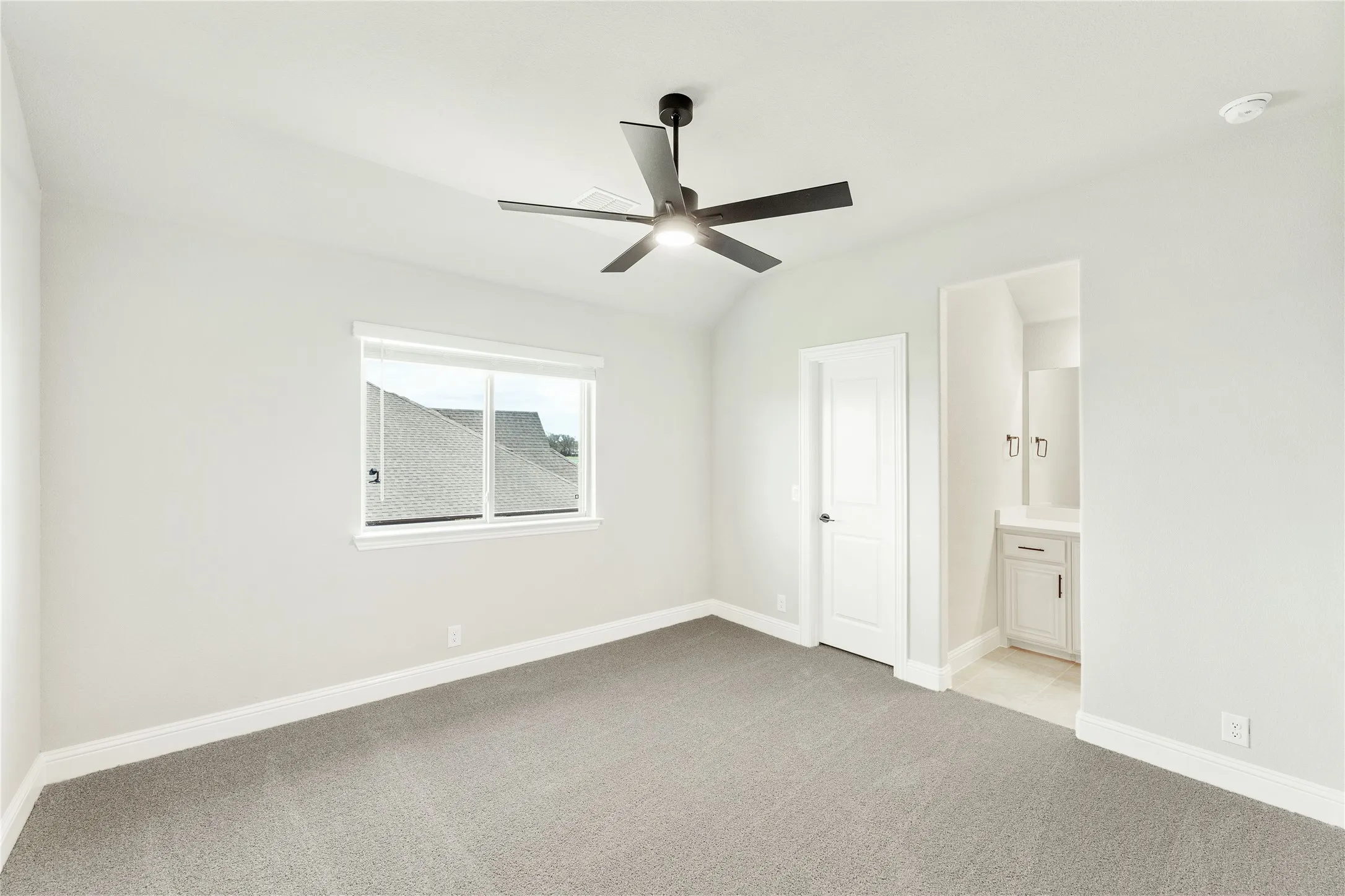 Single Family Residence For Sale in Ellis County , 403 Birkdale Lane, Red Oak, Texas 75154, 5 Bedroom, 4 Bathroom, 2 Garage spaces, 3,485 Sqft, built in 2025, New Construction - Complete, mls#21101156, Real Estate Agent in Red Oak, Homes For Sale in Ellis county, Homes For Sale in Red Oak, Realtor in Red Oak Texas, Real Estate Brokerage Independent Realty Texas, Luminita Cordes Realtor