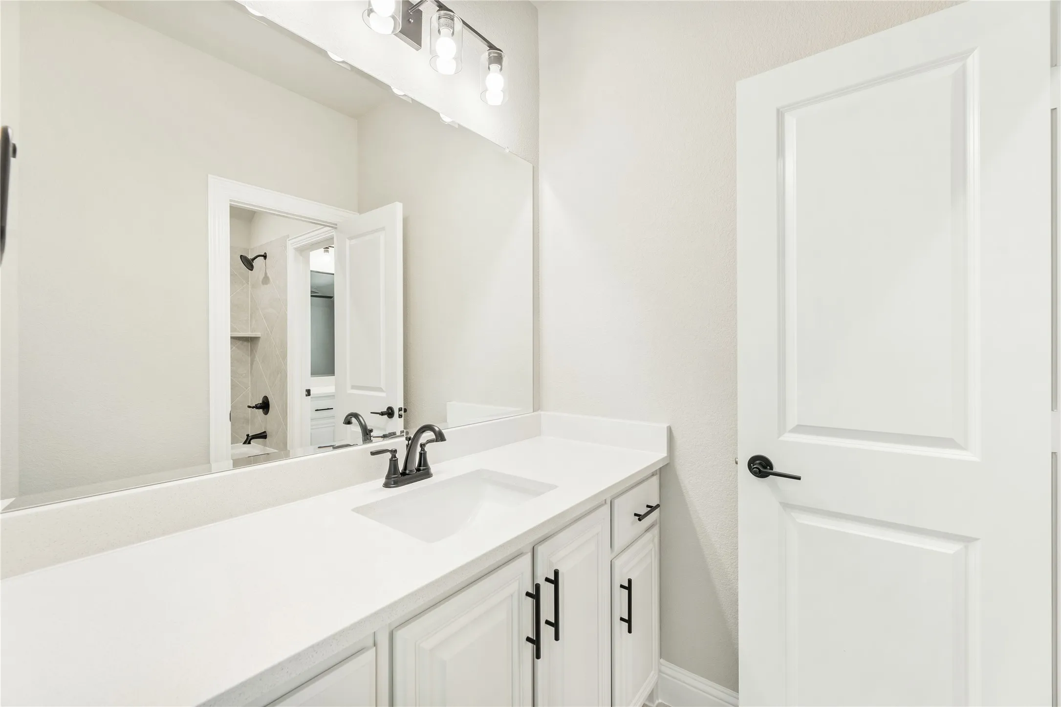 Single Family Residence For Sale in Ellis County , 403 Birkdale Lane, Red Oak, Texas 75154, 5 Bedroom, 4 Bathroom, 2 Garage spaces, 3,485 Sqft, built in 2025, New Construction - Complete, mls#21101156, Real Estate Agent in Red Oak, Homes For Sale in Ellis county, Homes For Sale in Red Oak, Realtor in Red Oak Texas, Real Estate Brokerage Independent Realty Texas, Luminita Cordes Realtor