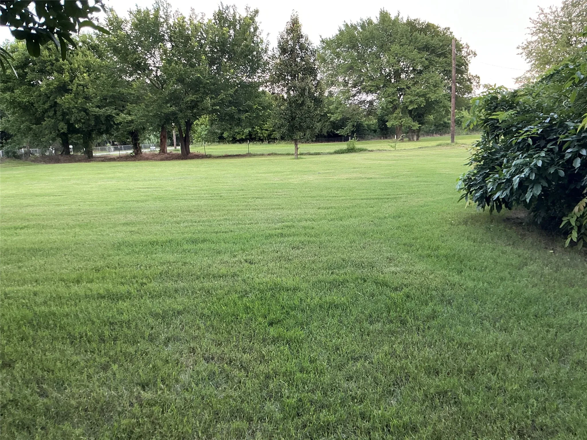 Single Family Residence For Sale in Grayson County , 2330 Knight Road, Denison, Texas 75020, 2 Bedroom, 1 Bathroom, Garage spaces, 1,535 Sqft, built in 1930, mls#21115815, Real Estate Agent in Denison, Homes For Sale in Grayson county, Homes For Sale in Denison, Realtor in Denison Texas, Real Estate Brokerage Independent Realty Texas, Luminita Cordes Realtor