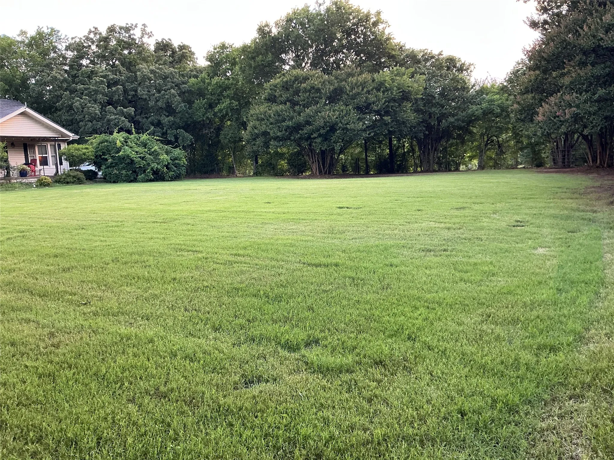 Single Family Residence For Sale in Grayson County , 2330 Knight Road, Denison, Texas 75020, 2 Bedroom, 1 Bathroom, Garage spaces, 1,535 Sqft, built in 1930, mls#21115815, Real Estate Agent in Denison, Homes For Sale in Grayson county, Homes For Sale in Denison, Realtor in Denison Texas, Real Estate Brokerage Independent Realty Texas, Luminita Cordes Realtor