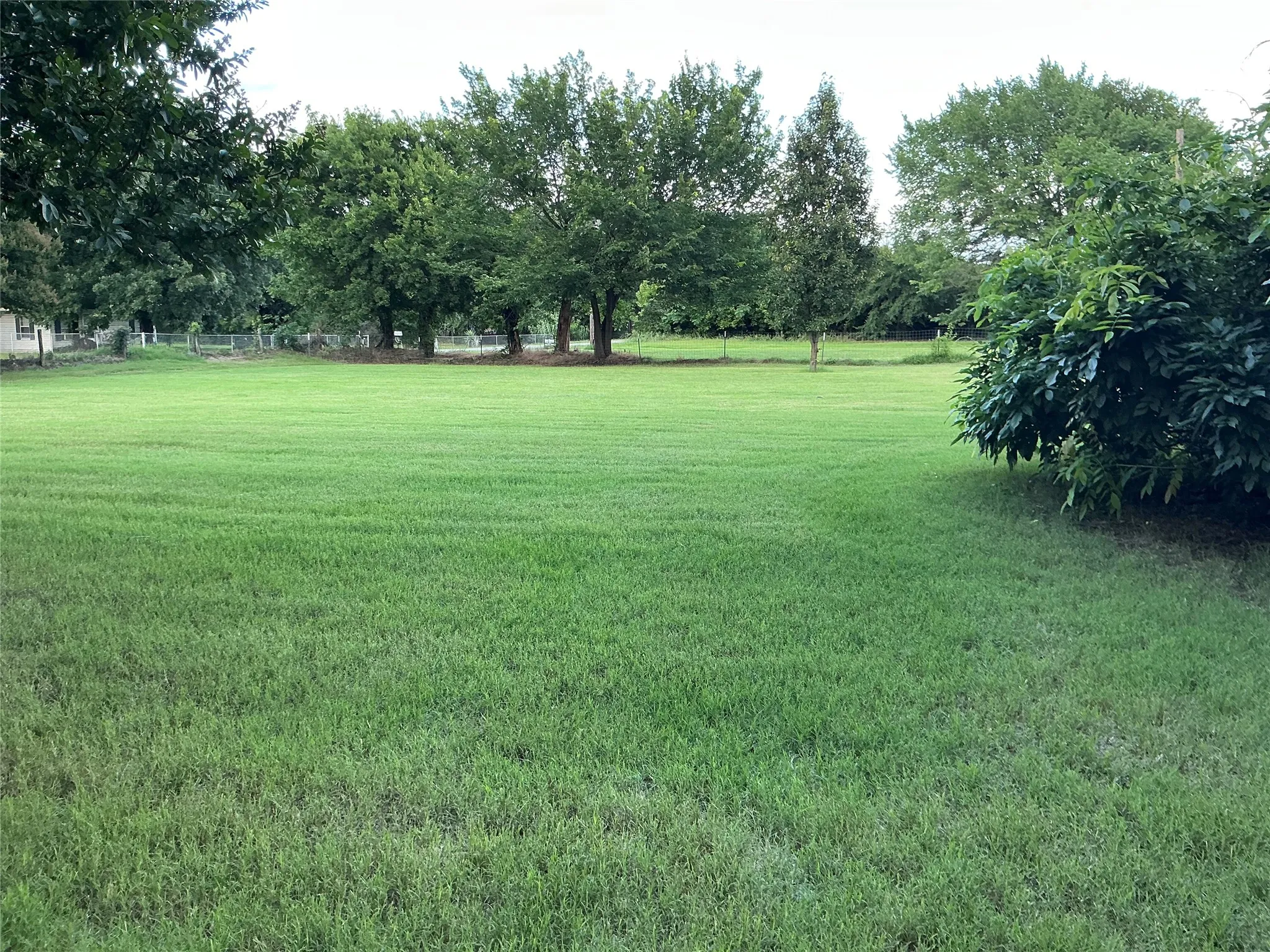 Single Family Residence For Sale in Grayson County , 2330 Knight Road, Denison, Texas 75020, 2 Bedroom, 1 Bathroom, Garage spaces, 1,535 Sqft, built in 1930, mls#21115815, Real Estate Agent in Denison, Homes For Sale in Grayson county, Homes For Sale in Denison, Realtor in Denison Texas, Real Estate Brokerage Independent Realty Texas, Luminita Cordes Realtor