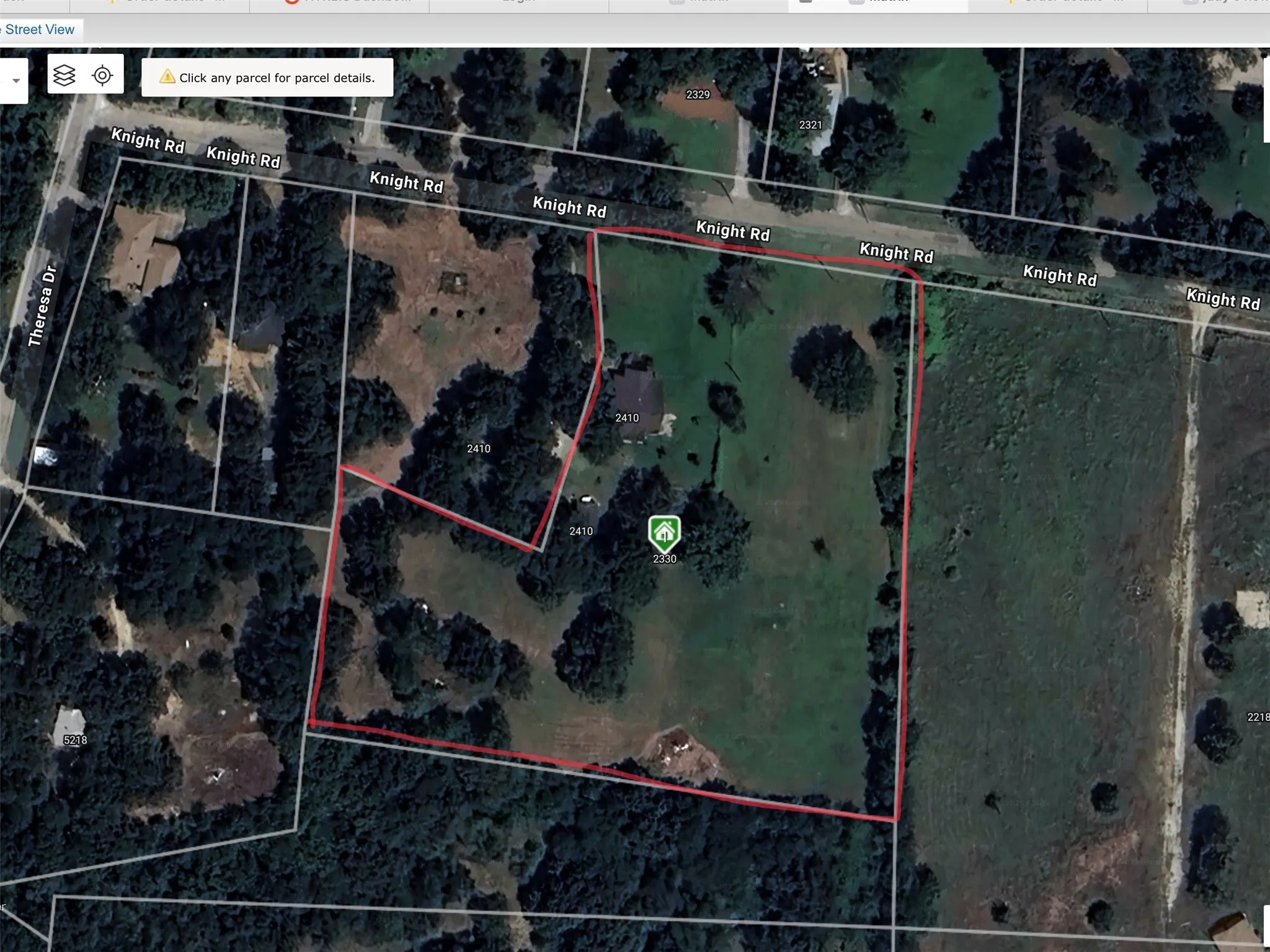 Estimated property lines outlines in red. Not a survey.