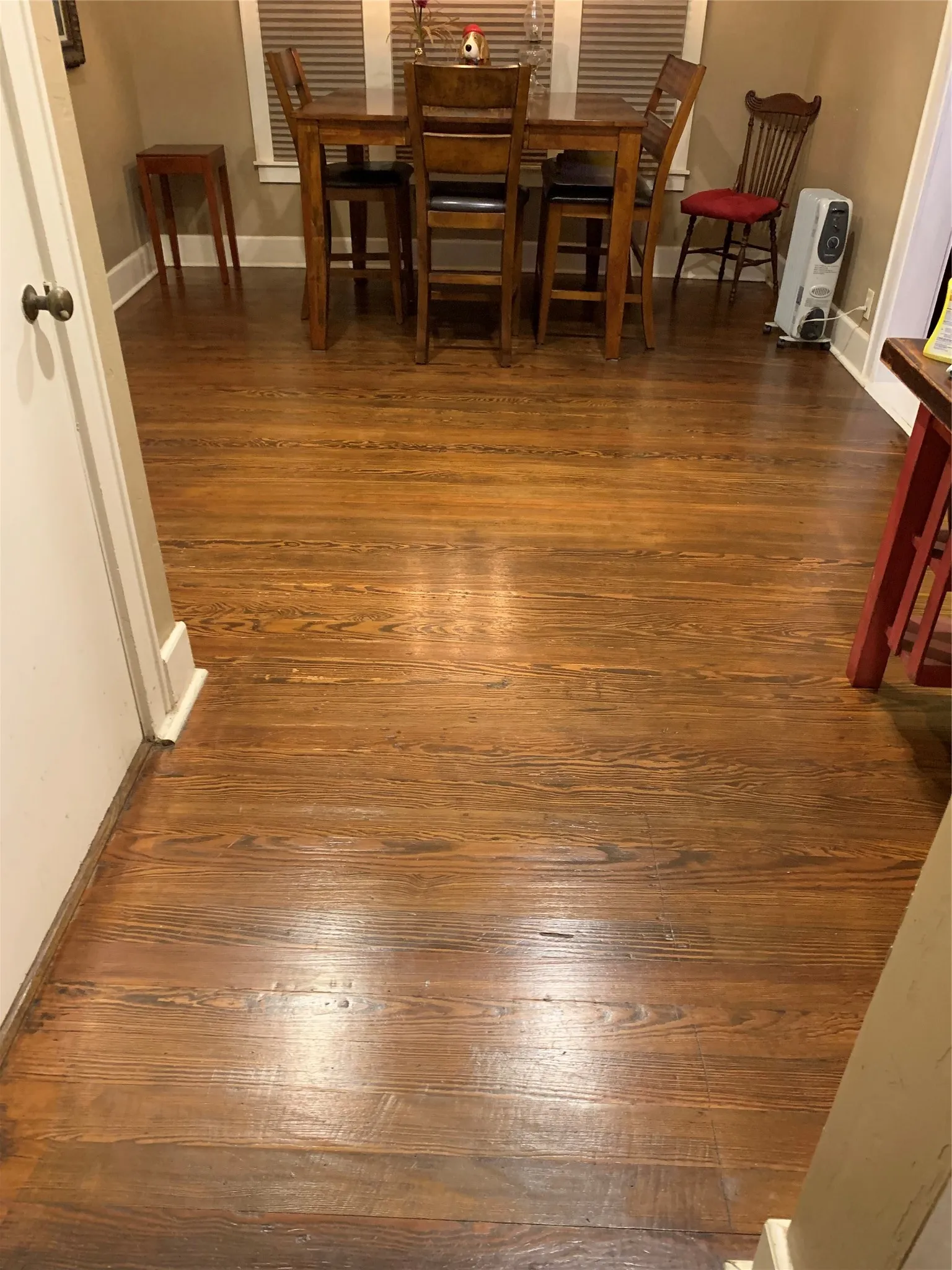Single Family Residence For Sale in Grayson County , 2330 Knight Road, Denison, Texas 75020, 2 Bedroom, 1 Bathroom, Garage spaces, 1,535 Sqft, built in 1930, mls#21115815, Real Estate Agent in Denison, Homes For Sale in Grayson county, Homes For Sale in Denison, Realtor in Denison Texas, Real Estate Brokerage Independent Realty Texas, Luminita Cordes Realtor