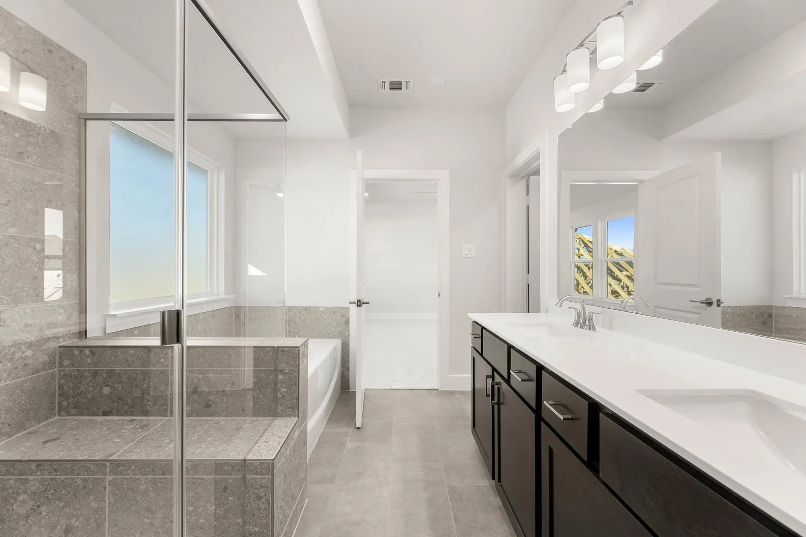 11740 Edgewood-Primary Suite-3