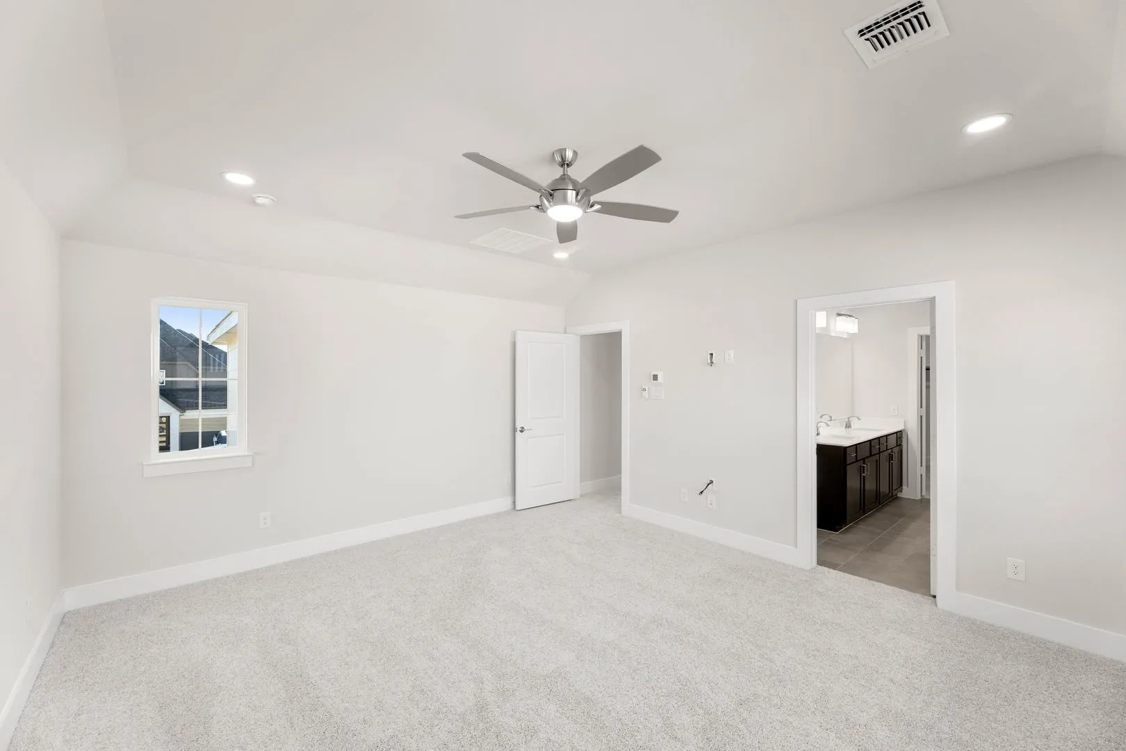 11740 Edgewood-Primary Suite-2