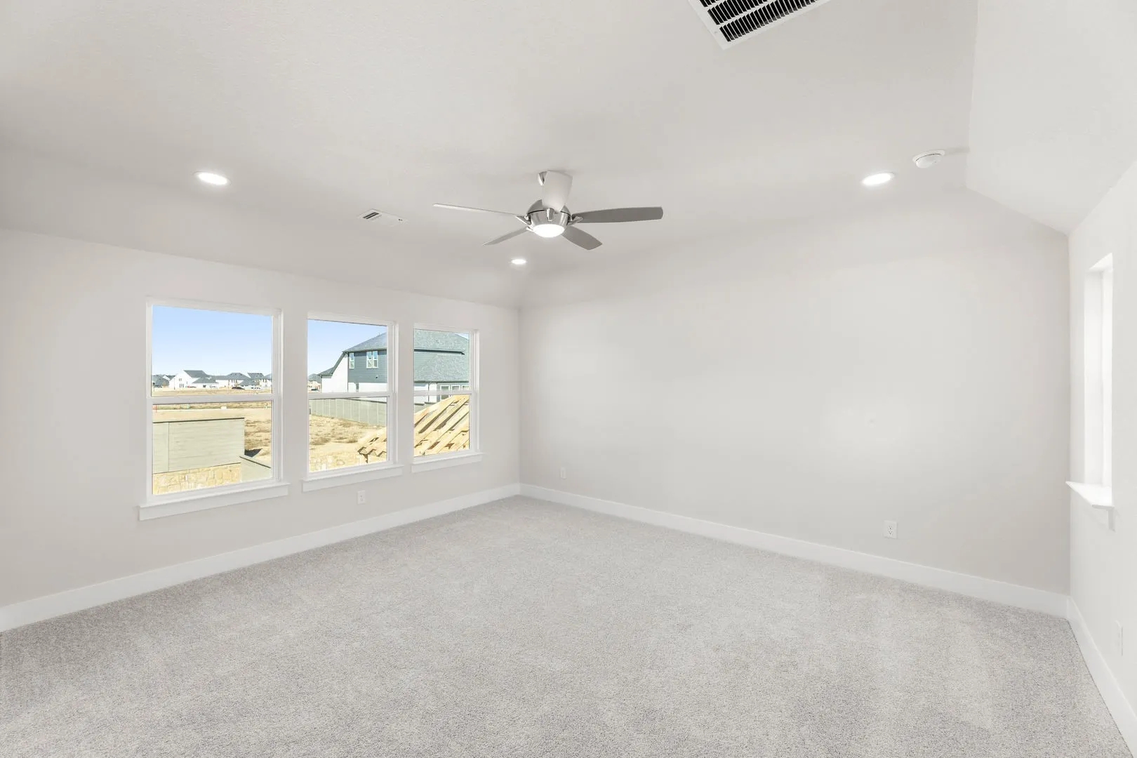 11740 Edgewood-Primary Suite-1