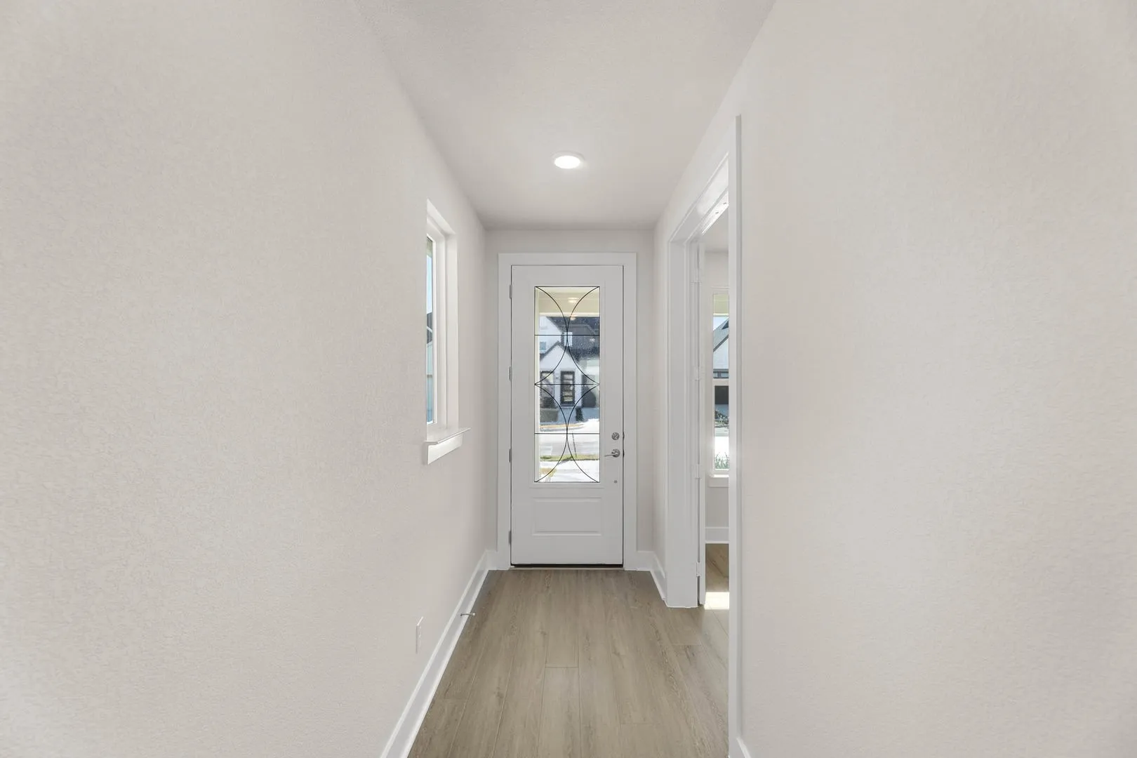 11740 Edgewood-Entry-1