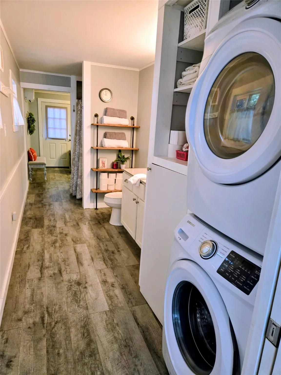 Single Family Residence For Sale in Hood County , 3807 Turquoise Trail, Granbury, Texas 76048, 1 Bedroom, 1 Bathroom, Garage spaces, 640 Sqft, built in 2019, mls#21114042, Real Estate Agent in Granbury, Homes For Sale in Hood county, Homes For Sale in Granbury, Realtor in Granbury Texas, Real Estate Brokerage Independent Realty Texas, Luminita Cordes Realtor