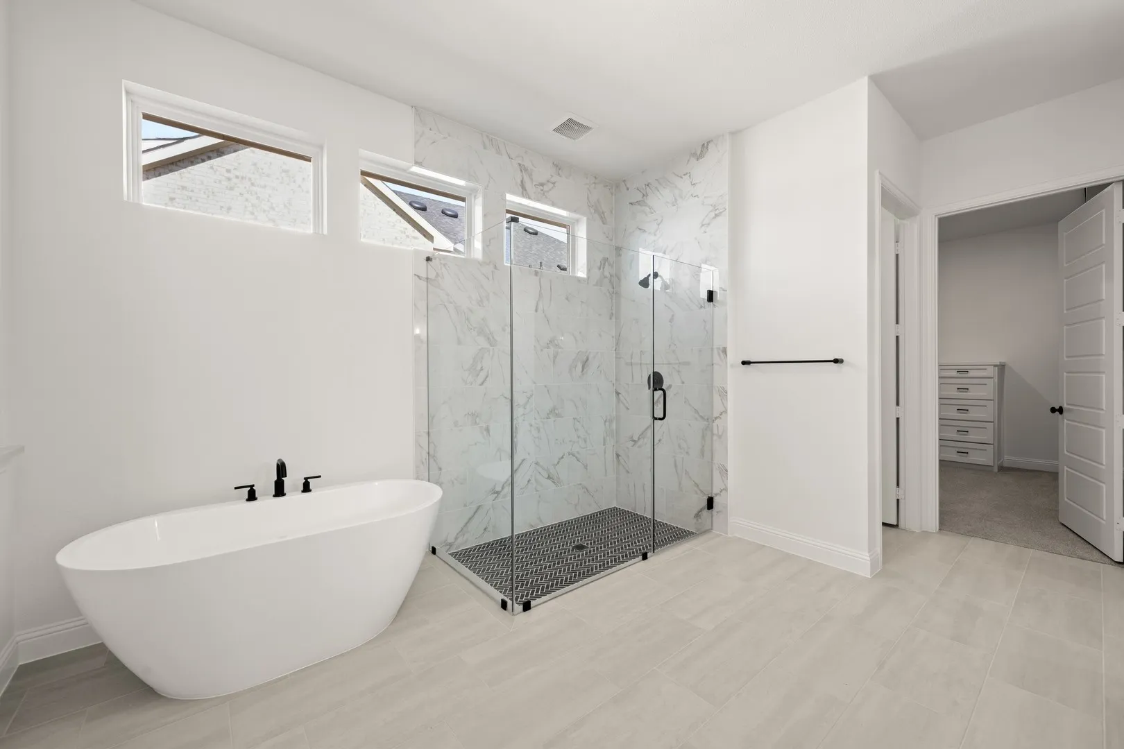 4728 Hawthorn Hills- Primary Suite-3