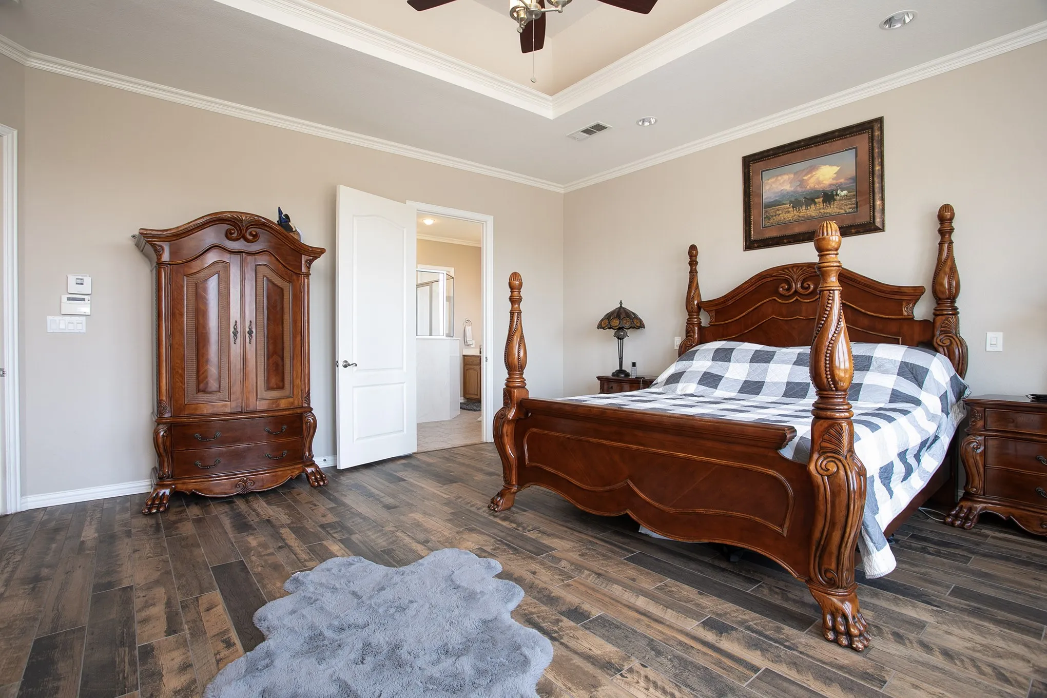 Single Family Residence For Sale in Kaufman County , 4816 Prairie Chapel Trail, Crandall, Texas 75114, 5 Bedrooms, 5 Bathrooms, 10 Garage spaces, 4,562 Sqft, built in 2006, Price $1,125,000, mls#21115881, Real Estate Agent in Crandall, Homes For Sale in Kaufman county, Homes For Sale in Crandall, Realtor in Crandall Texas, Real Estate Brokerage Independent Realty Texas, Luminita Cordes Realtor