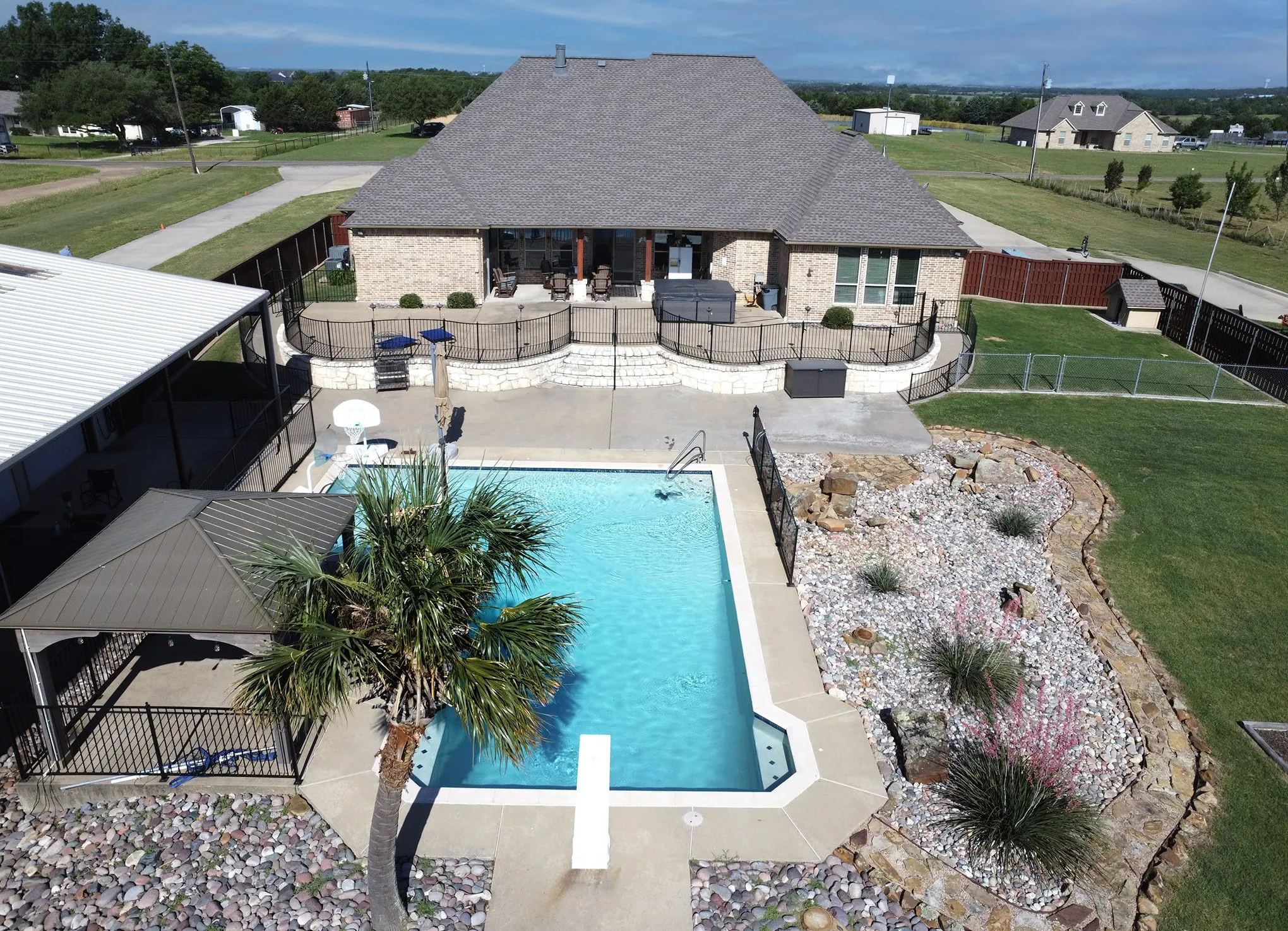 Single Family Residence For Sale in Kaufman County , 4816 Prairie Chapel Trail, Crandall, Texas 75114, 5 Bedrooms, 5 Bathrooms, 10 Garage spaces, 4,562 Sqft, built in 2006, Price $1,125,000, mls#21115881, Real Estate Agent in Crandall, Homes For Sale in Kaufman county, Homes For Sale in Crandall, Realtor in Crandall Texas, Real Estate Brokerage Independent Realty Texas, Luminita Cordes Realtor