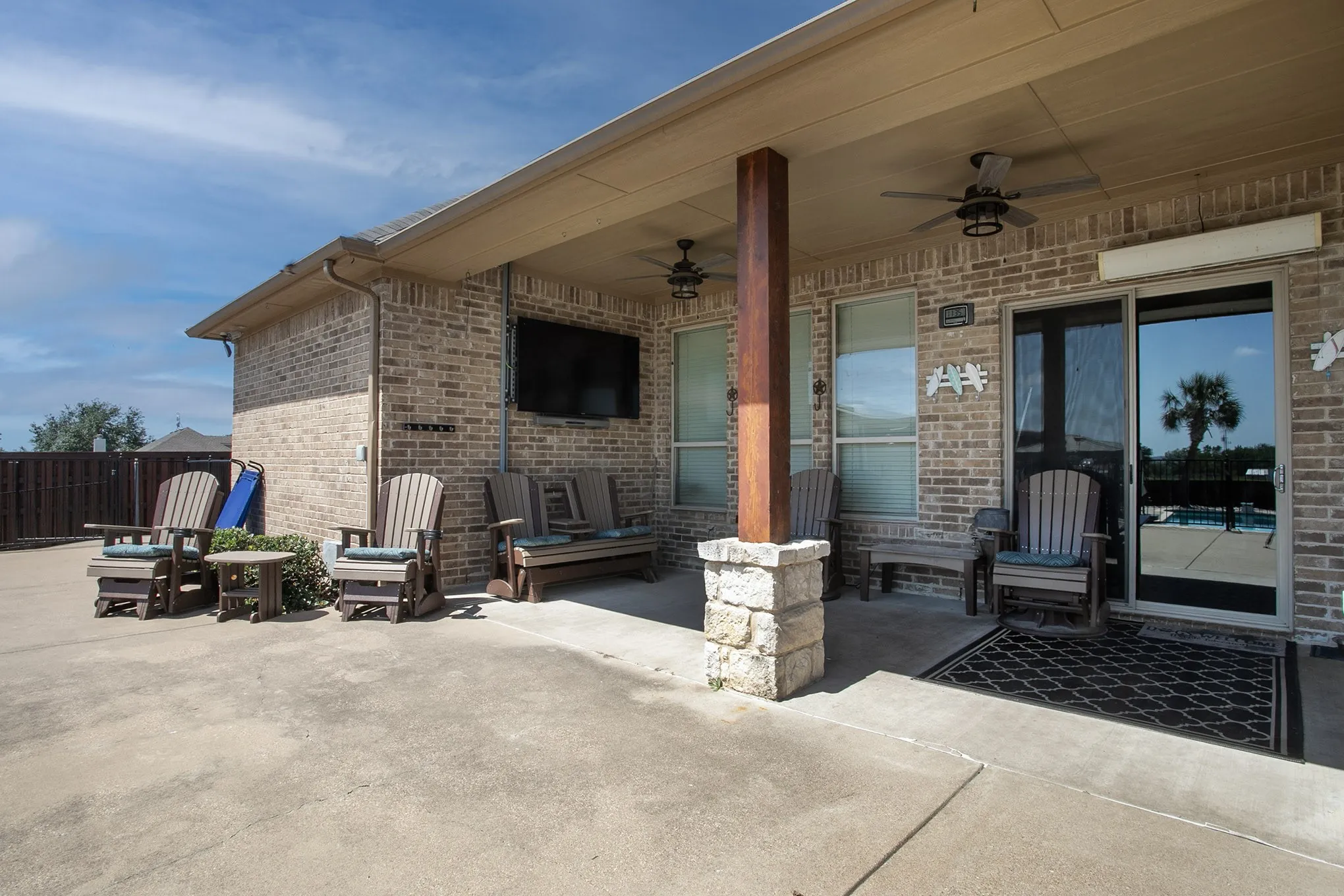 Single Family Residence For Sale in Kaufman County , 4816 Prairie Chapel Trail, Crandall, Texas 75114, 5 Bedrooms, 5 Bathrooms, 10 Garage spaces, 4,562 Sqft, built in 2006, Price $1,125,000, mls#21115881, Real Estate Agent in Crandall, Homes For Sale in Kaufman county, Homes For Sale in Crandall, Realtor in Crandall Texas, Real Estate Brokerage Independent Realty Texas, Luminita Cordes Realtor