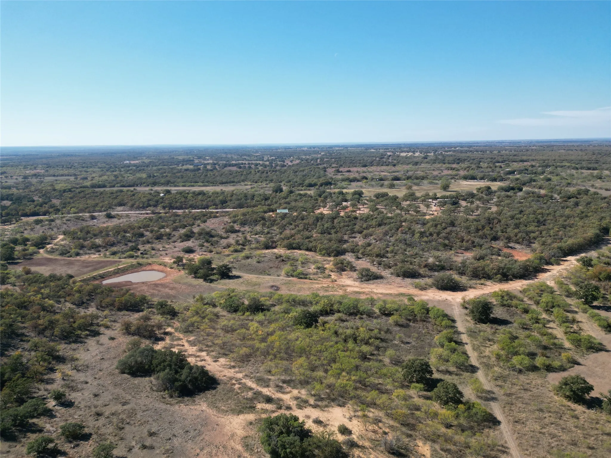 Single Family Residence For Sale in Brown County , 15100 CR 129, Brownwood, Texas 76801, 2 Bedroom, 2 Bathroom, Garage spaces, 2,510 Sqft, built in 1966, mls#21114417, Real Estate Agent in Brownwood, Homes For Sale in Brown county, Homes For Sale in Brownwood, Realtor in Brownwood Texas, Real Estate Brokerage Independent Realty Texas, Luminita Cordes Realtor
