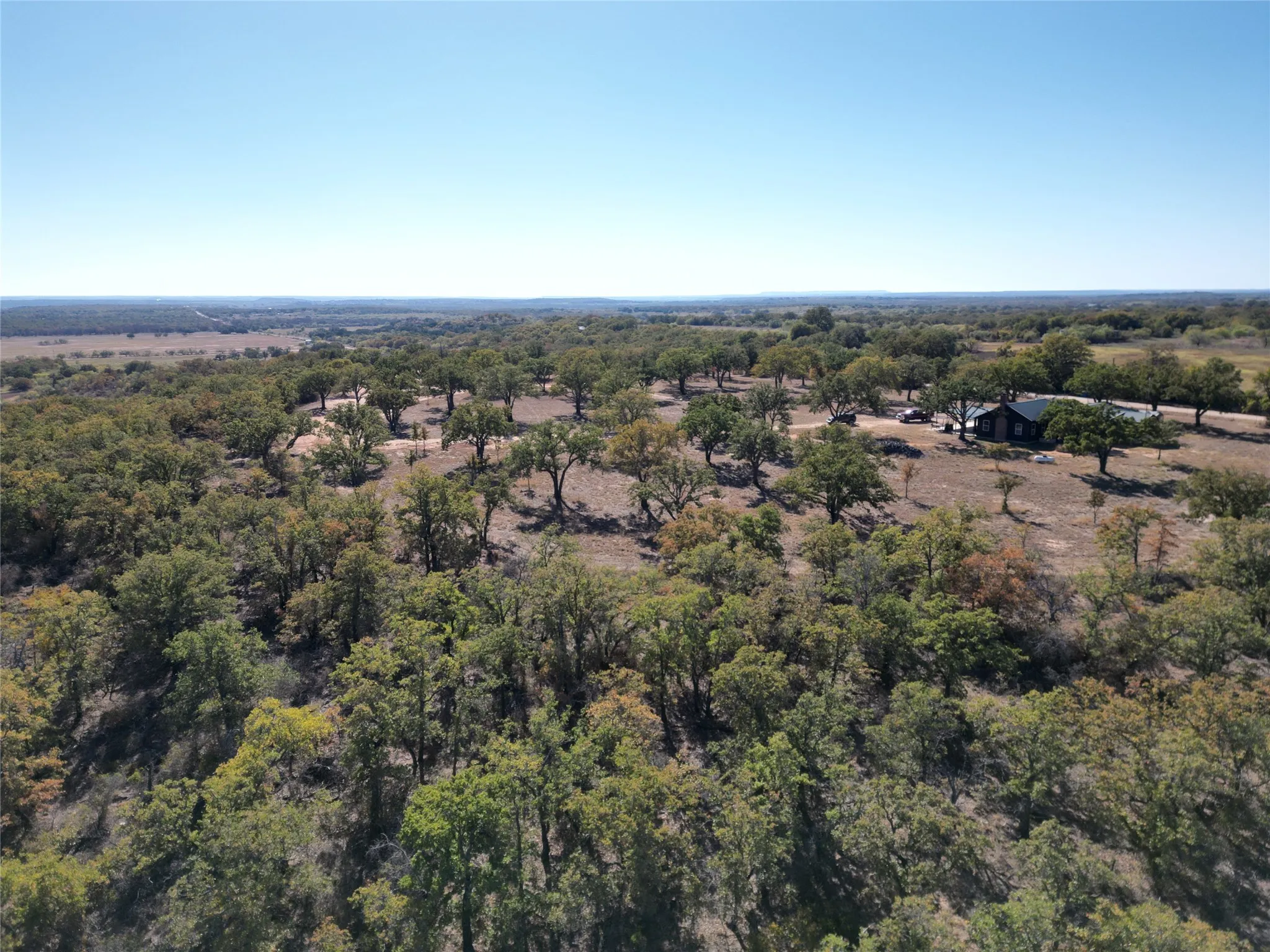 Single Family Residence For Sale in Brown County , 15100 CR 129, Brownwood, Texas 76801, 2 Bedroom, 2 Bathroom, Garage spaces, 2,510 Sqft, built in 1966, mls#21114417, Real Estate Agent in Brownwood, Homes For Sale in Brown county, Homes For Sale in Brownwood, Realtor in Brownwood Texas, Real Estate Brokerage Independent Realty Texas, Luminita Cordes Realtor