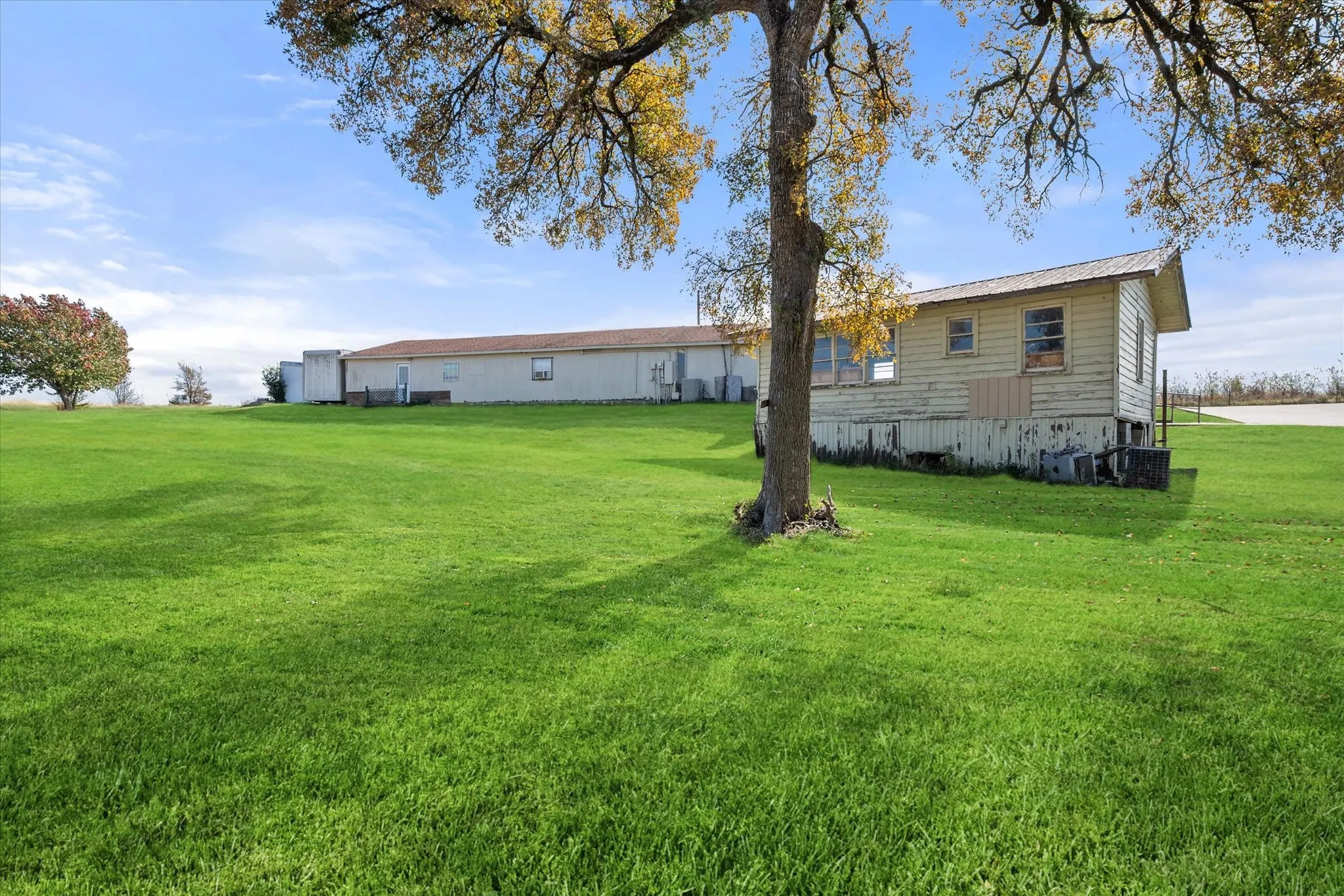 Business For Sale in Navarro County , 3640 N Business 45, Corsicana, Texas 75110, 0, 0, Garage spaces, 0 Sqft, built in 1998, Preowned, Price $595,000, mls#21115766, Real Estate Agent in Corsicana, Homes For Sale in Navarro county, Homes For Sale in Corsicana, Realtor in Corsicana Texas, Real Estate Brokerage Independent Realty Texas, Luminita Cordes Realtor