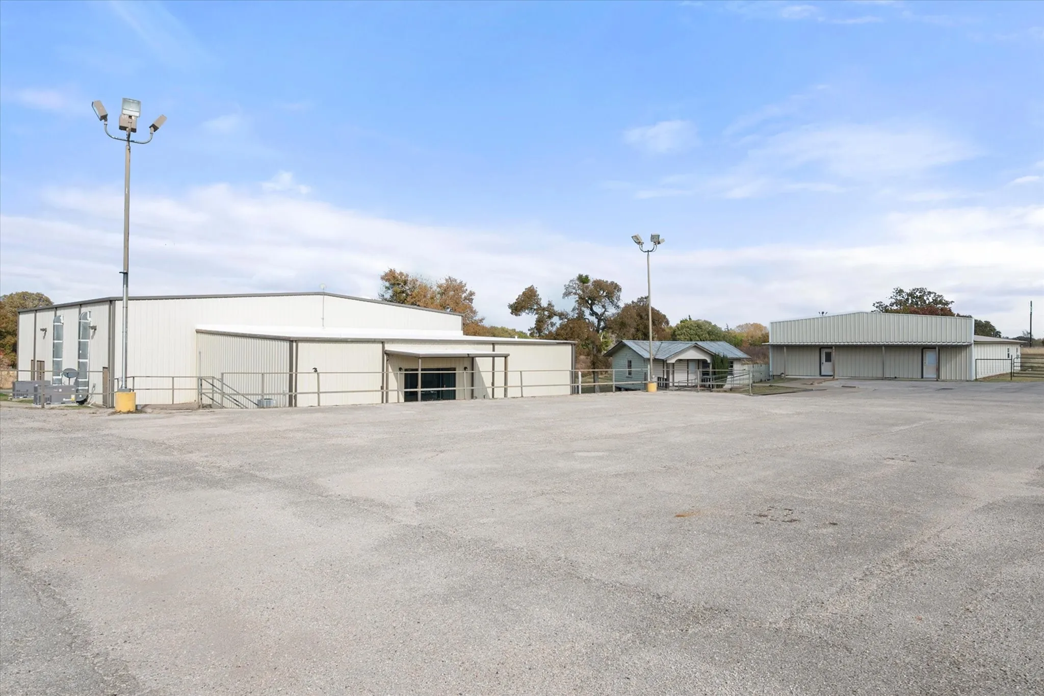 Business For Sale in Navarro County , 3640 N Business 45, Corsicana, Texas 75110, 0, 0, Garage spaces, 0 Sqft, built in 1998, Preowned, Price $595,000, mls#21115766, Real Estate Agent in Corsicana, Homes For Sale in Navarro county, Homes For Sale in Corsicana, Realtor in Corsicana Texas, Real Estate Brokerage Independent Realty Texas, Luminita Cordes Realtor
