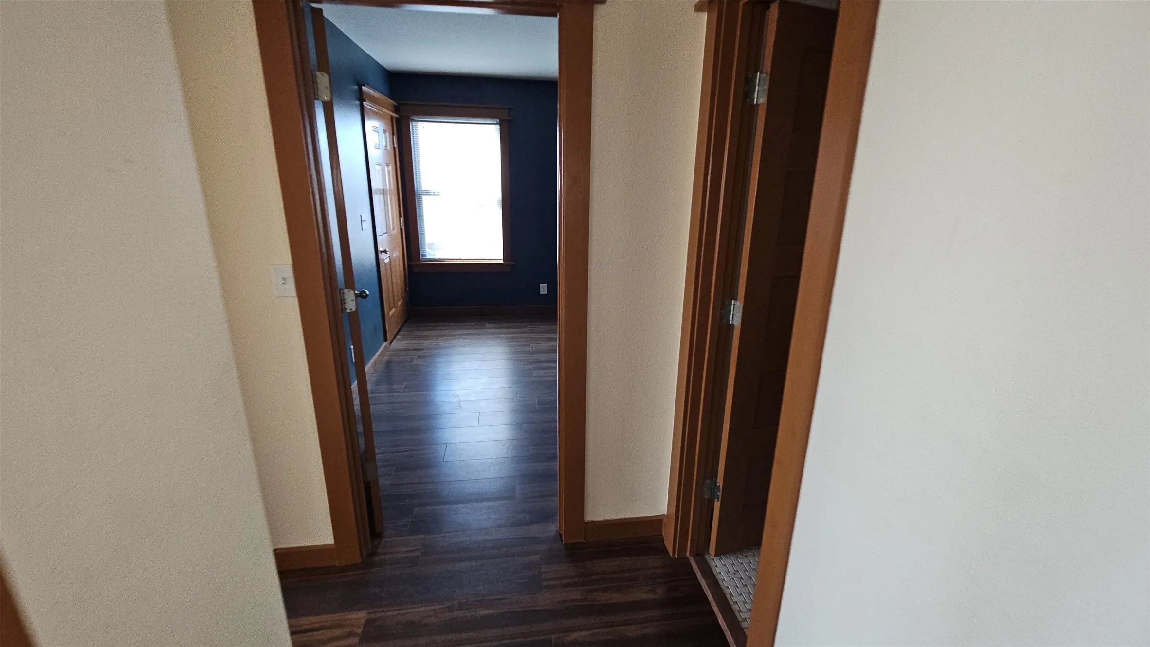 Single Family Residence For Sale in Parker County , 111 W Morning Dove Drive, Azle, Texas 76020, 2 Bedroom, 1 Bathroom, Garage spaces, 868 Sqft, built in 2016, Preowned, mls#21103849, Real Estate Agent in Azle, Homes For Sale in Parker county, Homes For Sale in Azle, Realtor in Azle Texas, Real Estate Brokerage Independent Realty Texas, Luminita Cordes Realtor