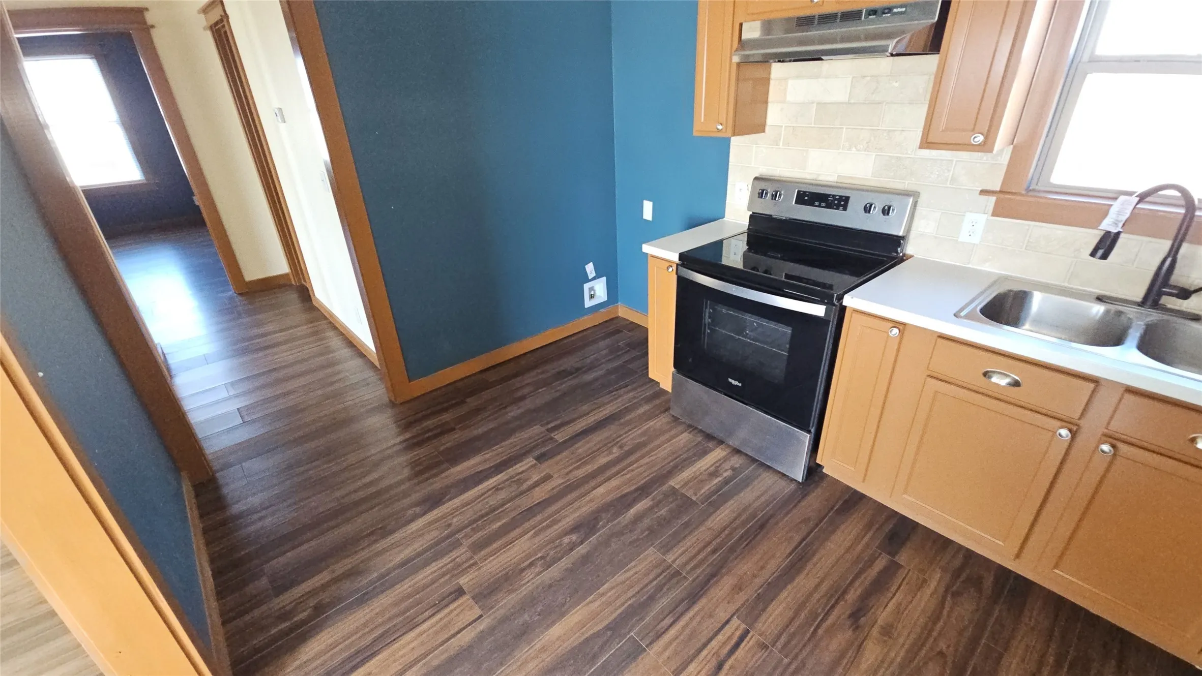 Single Family Residence For Sale in Parker County , 111 W Morning Dove Drive, Azle, Texas 76020, 2 Bedroom, 1 Bathroom, Garage spaces, 868 Sqft, built in 2016, Preowned, mls#21103849, Real Estate Agent in Azle, Homes For Sale in Parker county, Homes For Sale in Azle, Realtor in Azle Texas, Real Estate Brokerage Independent Realty Texas, Luminita Cordes Realtor