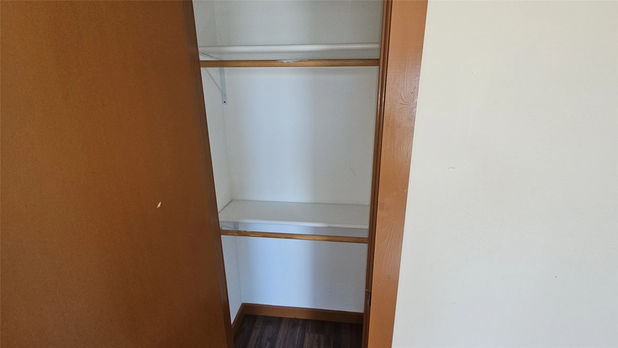 Single Family Residence For Sale in Parker County , 111 W Morning Dove Drive, Azle, Texas 76020, 2 Bedroom, 1 Bathroom, Garage spaces, 868 Sqft, built in 2016, Preowned, mls#21103849, Real Estate Agent in Azle, Homes For Sale in Parker county, Homes For Sale in Azle, Realtor in Azle Texas, Real Estate Brokerage Independent Realty Texas, Luminita Cordes Realtor