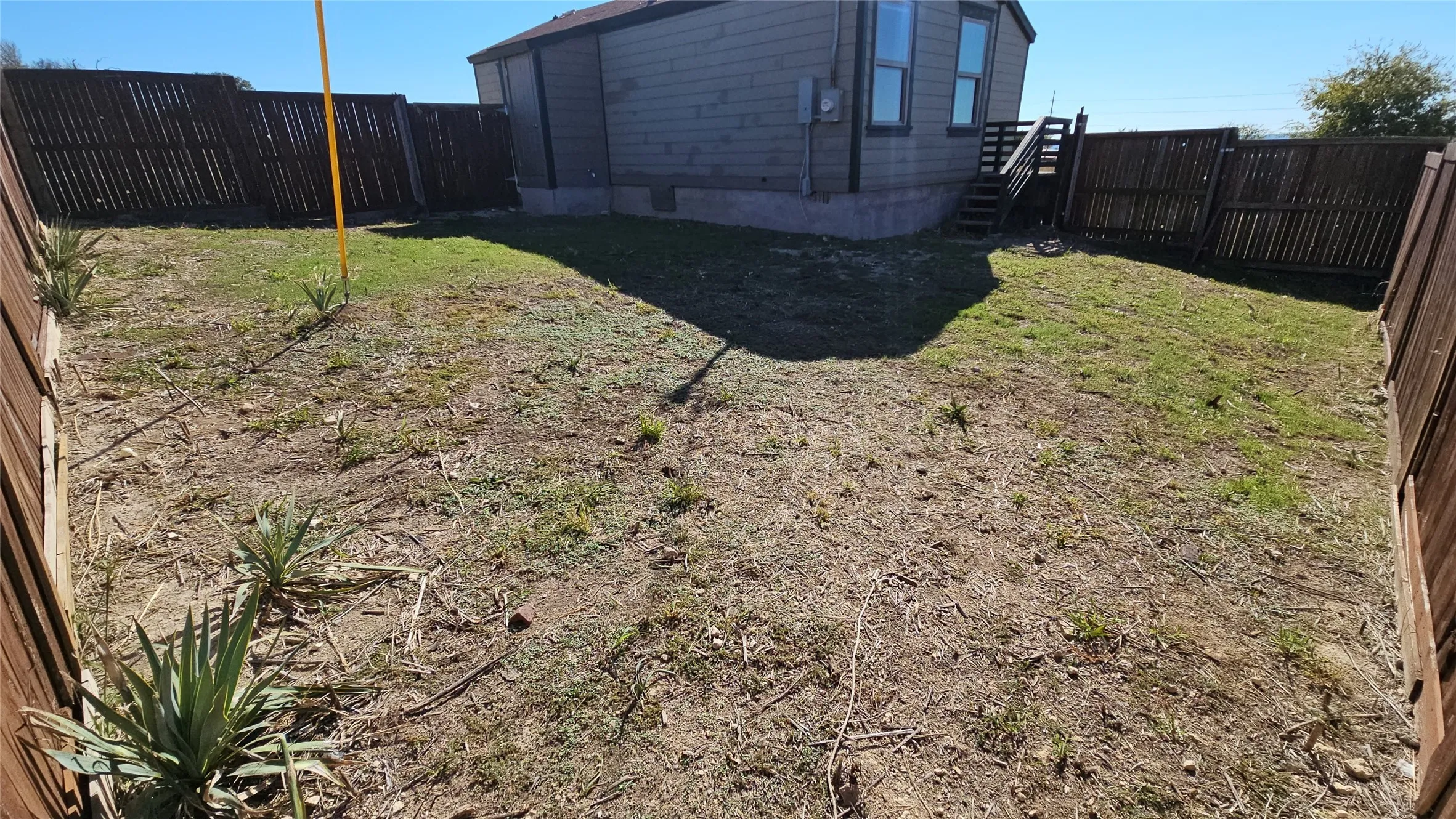 Single Family Residence For Sale in Parker County , 111 W Morning Dove Drive, Azle, Texas 76020, 2 Bedroom, 1 Bathroom, Garage spaces, 868 Sqft, built in 2016, Preowned, mls#21103849, Real Estate Agent in Azle, Homes For Sale in Parker county, Homes For Sale in Azle, Realtor in Azle Texas, Real Estate Brokerage Independent Realty Texas, Luminita Cordes Realtor