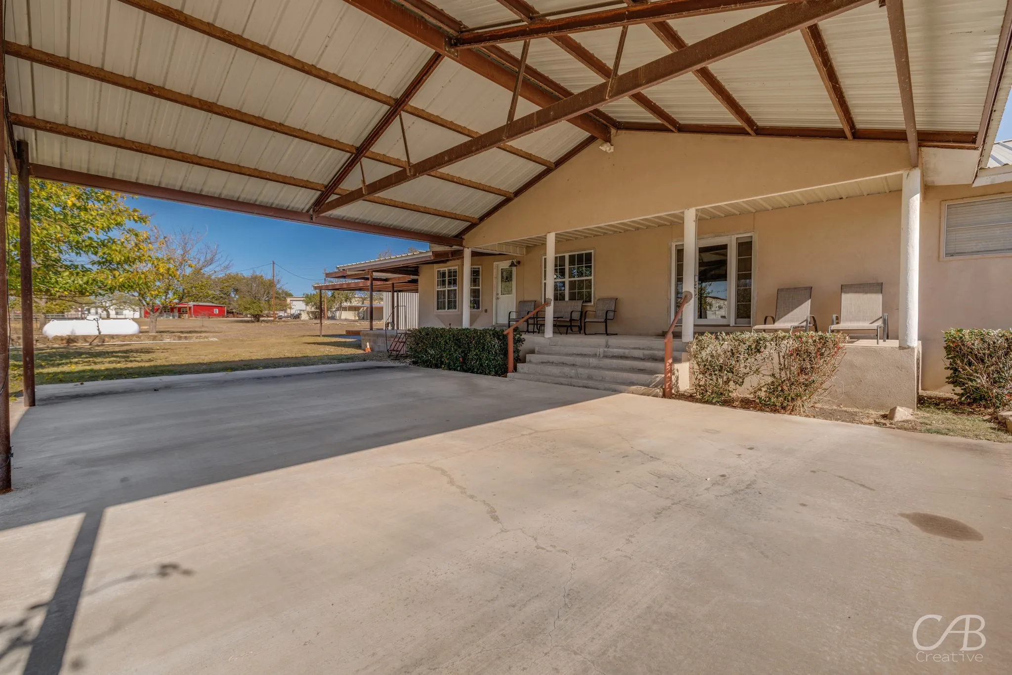 Single Family Residence For Sale in Coleman County , 155 Lakeview Drive, Coleman, Texas 76834, 3 Bedroom, 2 Bathroom, Garage spaces, 1,984 Sqft, built in 1970, Preowned, mls#21114276, Real Estate Agent in Coleman, Homes For Sale in Coleman county, Homes For Sale in Coleman, Realtor in Coleman Texas, Real Estate Brokerage Independent Realty Texas, Luminita Cordes Realtor