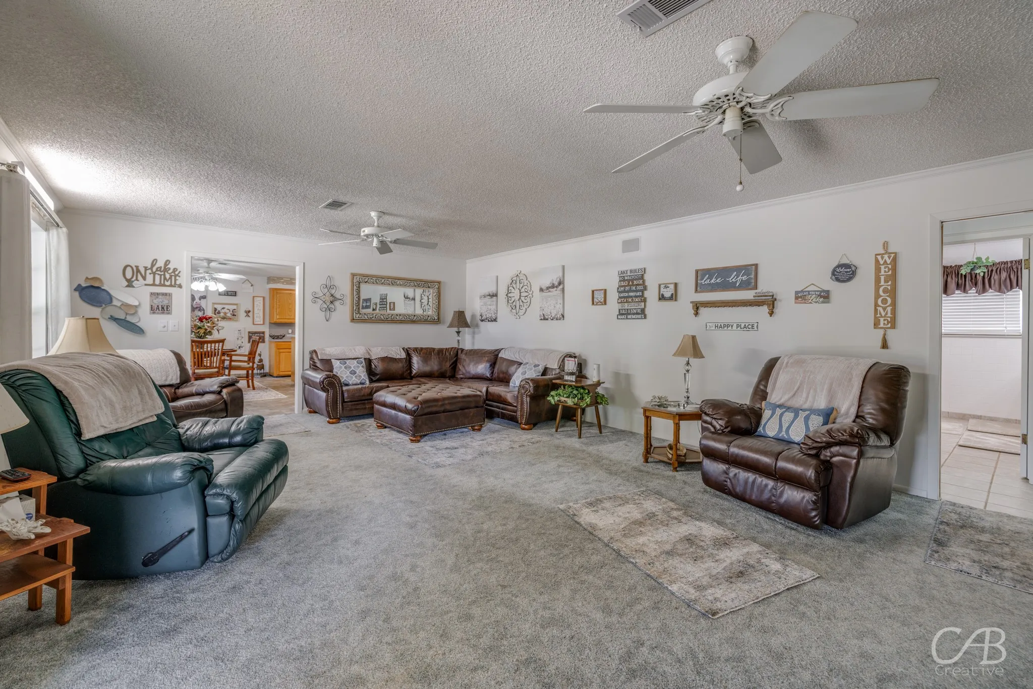 Single Family Residence For Sale in Coleman County , 155 Lakeview Drive, Coleman, Texas 76834, 3 Bedroom, 2 Bathroom, Garage spaces, 1,984 Sqft, built in 1970, Preowned, mls#21114276, Real Estate Agent in Coleman, Homes For Sale in Coleman county, Homes For Sale in Coleman, Realtor in Coleman Texas, Real Estate Brokerage Independent Realty Texas, Luminita Cordes Realtor