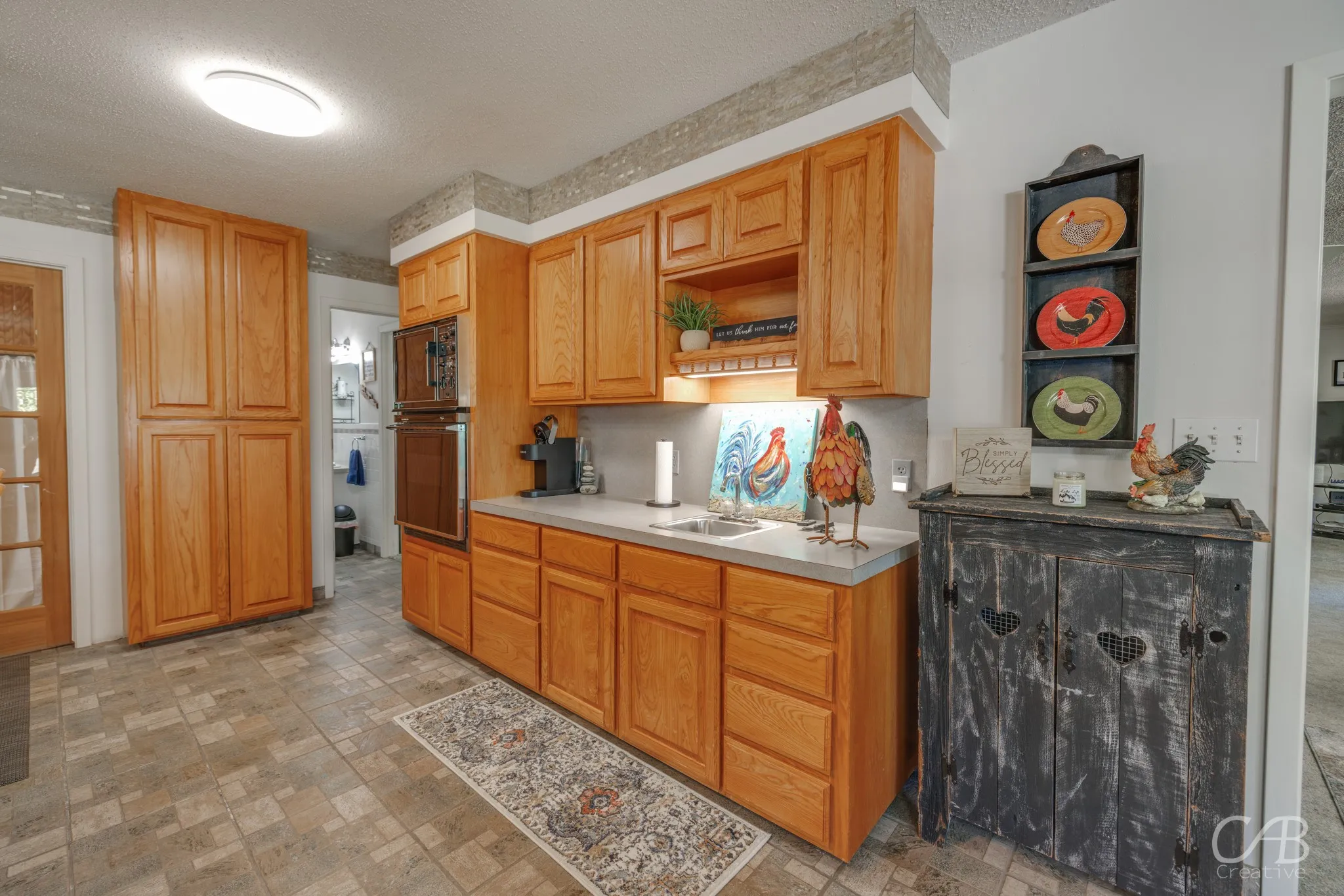 Single Family Residence For Sale in Coleman County , 155 Lakeview Drive, Coleman, Texas 76834, 3 Bedroom, 2 Bathroom, Garage spaces, 1,984 Sqft, built in 1970, Preowned, mls#21114276, Real Estate Agent in Coleman, Homes For Sale in Coleman county, Homes For Sale in Coleman, Realtor in Coleman Texas, Real Estate Brokerage Independent Realty Texas, Luminita Cordes Realtor