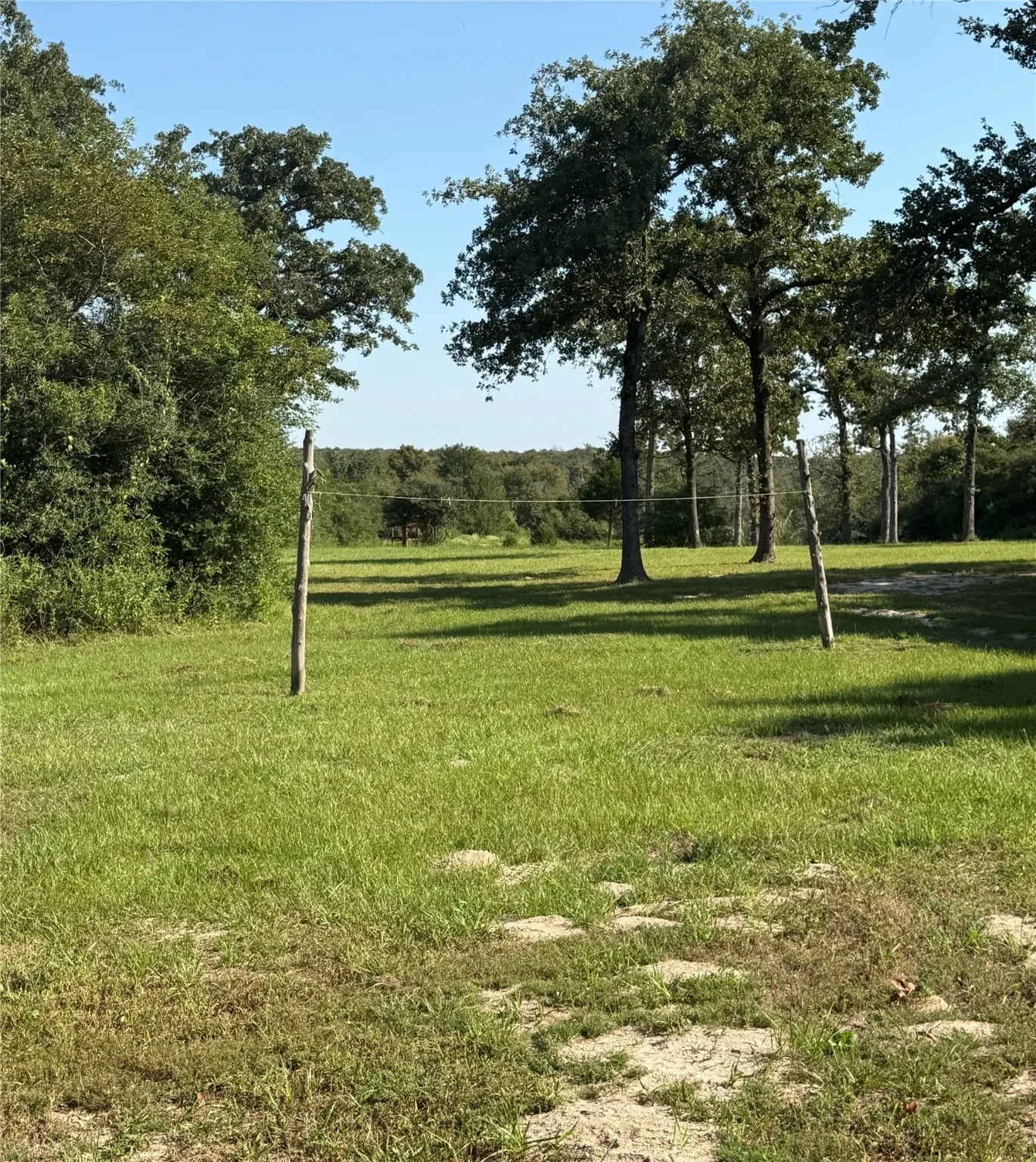 Farm For Sale in Limestone County , 117A Lcr 702, Kosse, Texas 76653, 1 Bedroom, 1 Bathroom, Garage spaces, 496 Sqft, built in 2008, mls#21111790, Real Estate Agent in Kosse, Homes For Sale in Limestone county, Homes For Sale in Kosse, Realtor in Kosse Texas, Real Estate Brokerage Independent Realty Texas, Luminita Cordes Realtor