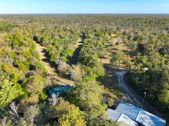 Farm For Sale in Limestone County , 117A Lcr 702, Kosse, Texas 76653, 1 Bedroom, 1 Bathroom, Garage spaces, 496 Sqft, built in 2008, mls#21111790, Real Estate Agent in Kosse, Homes For Sale in Limestone county, Homes For Sale in Kosse, Realtor in Kosse Texas, Real Estate Brokerage Independent Realty Texas, Luminita Cordes Realtor