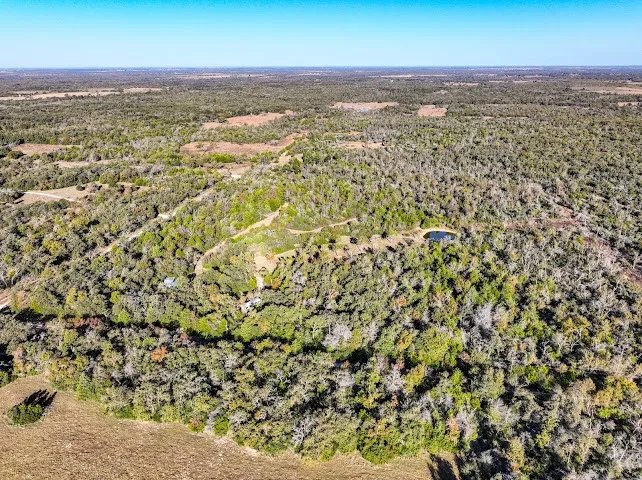 Farm For Sale in Limestone County , 117A Lcr 702, Kosse, Texas 76653, 1 Bedroom, 1 Bathroom, Garage spaces, 496 Sqft, built in 2008, mls#21111790, Real Estate Agent in Kosse, Homes For Sale in Limestone county, Homes For Sale in Kosse, Realtor in Kosse Texas, Real Estate Brokerage Independent Realty Texas, Luminita Cordes Realtor