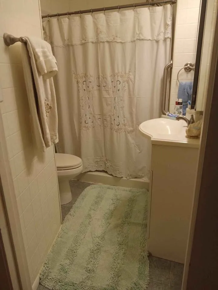 Single Family Residence For Sale in Fisher County , 408 E Johnston Street, Rotan, Texas 79546, 2 Bedroom, 2 Bathroom, Garage spaces, 1,185 Sqft, built in 1940, Preowned, mls#21116844, Real Estate Agent in Rotan, Homes For Sale in Fisher county, Homes For Sale in Rotan, Realtor in Rotan Texas, Real Estate Brokerage Independent Realty Texas, Luminita Cordes Realtor