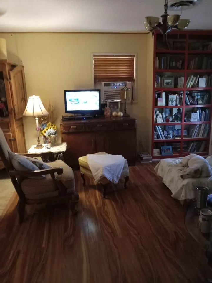 Single Family Residence For Sale in Fisher County , 408 E Johnston Street, Rotan, Texas 79546, 2 Bedroom, 2 Bathroom, Garage spaces, 1,185 Sqft, built in 1940, Preowned, mls#21116844, Real Estate Agent in Rotan, Homes For Sale in Fisher county, Homes For Sale in Rotan, Realtor in Rotan Texas, Real Estate Brokerage Independent Realty Texas, Luminita Cordes Realtor