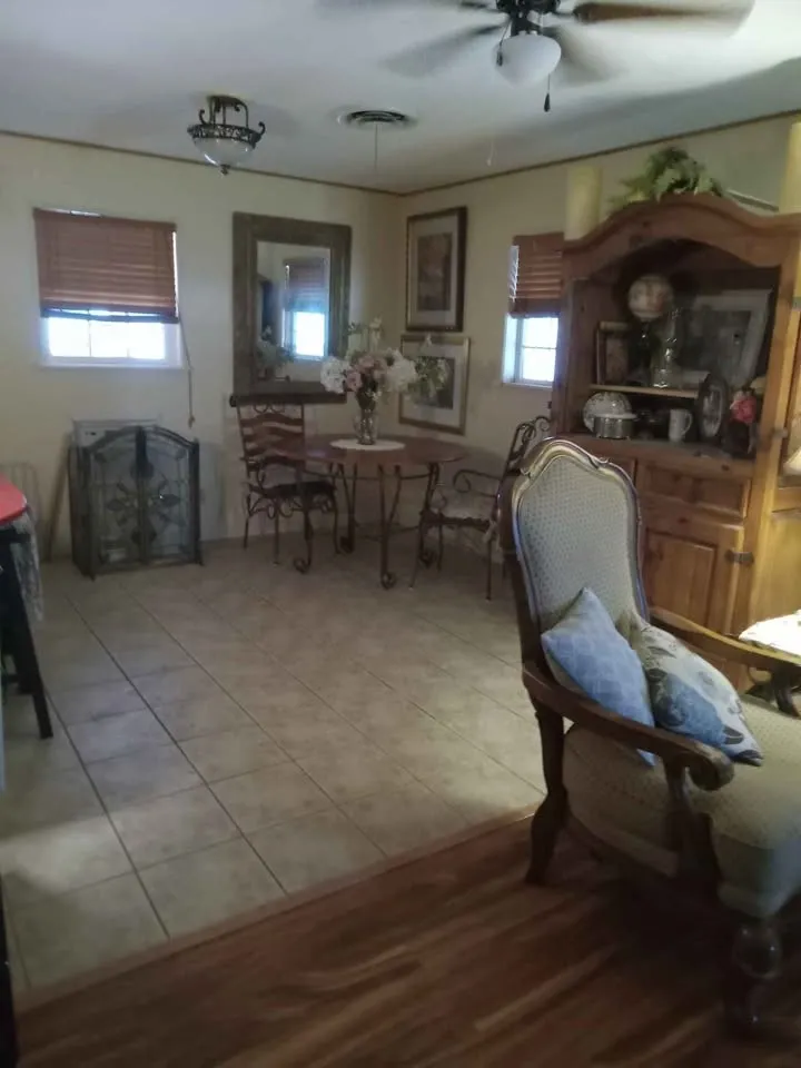 Single Family Residence For Sale in Fisher County , 408 E Johnston Street, Rotan, Texas 79546, 2 Bedroom, 2 Bathroom, Garage spaces, 1,185 Sqft, built in 1940, Preowned, mls#21116844, Real Estate Agent in Rotan, Homes For Sale in Fisher county, Homes For Sale in Rotan, Realtor in Rotan Texas, Real Estate Brokerage Independent Realty Texas, Luminita Cordes Realtor