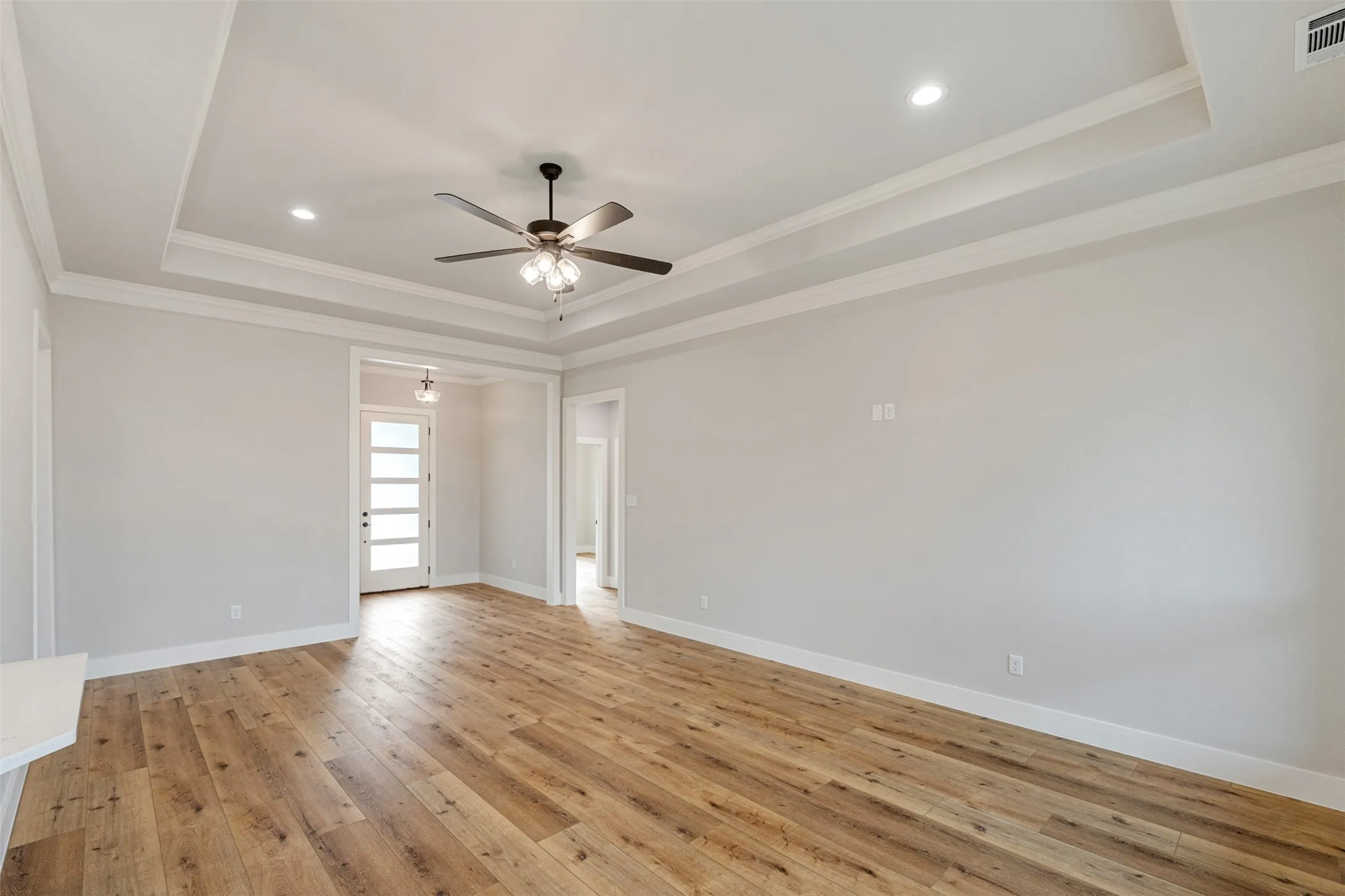 Single Family Residence For Sale in Kaufman County , 504 Limestone Circle, Mabank, Texas 75147, 4 Bedroom, 2 Bathroom, 2 Garage spaces, 1,965 Sqft, built in 2025, New Construction - Complete, mls#21116865, Real Estate Agent in Mabank, Homes For Sale in Kaufman county, Homes For Sale in Mabank, Realtor in Mabank Texas, Real Estate Brokerage Independent Realty Texas, Luminita Cordes Realtor