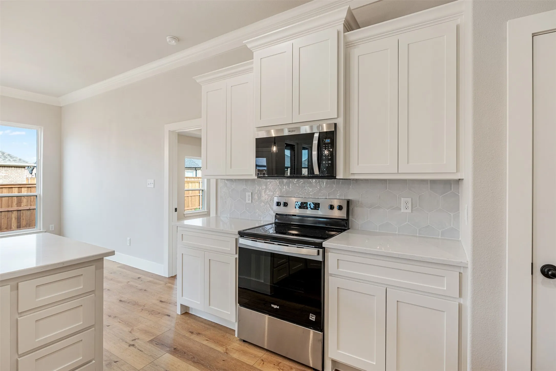 Single Family Residence For Sale in Kaufman County , 504 Limestone Circle, Mabank, Texas 75147, 4 Bedroom, 2 Bathroom, 2 Garage spaces, 1,965 Sqft, built in 2025, New Construction - Complete, mls#21116865, Real Estate Agent in Mabank, Homes For Sale in Kaufman county, Homes For Sale in Mabank, Realtor in Mabank Texas, Real Estate Brokerage Independent Realty Texas, Luminita Cordes Realtor