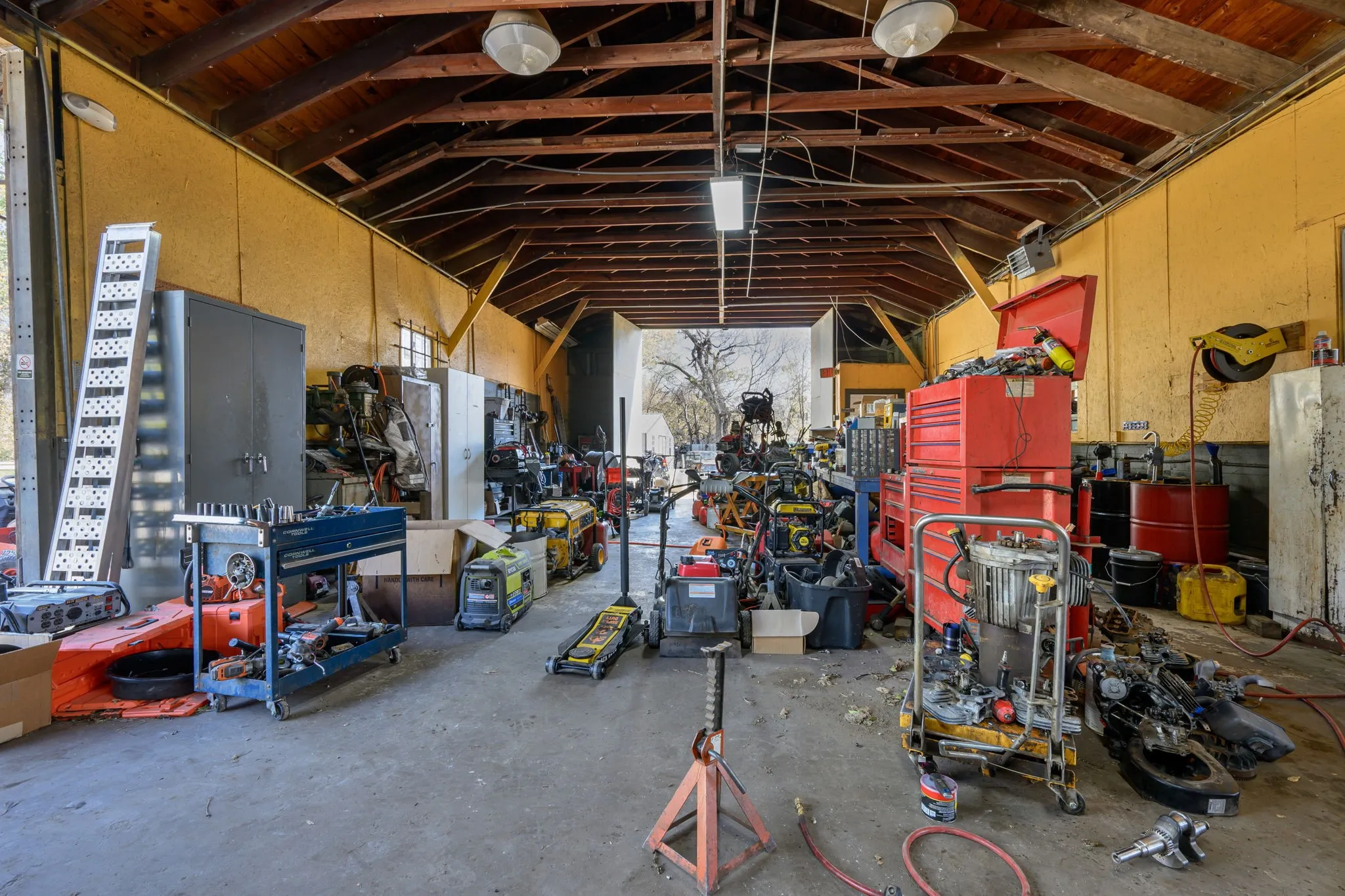 Industrial For Sale in Palo Pinto County , 2220 Old Millsap Highway, Mineral Wells, Texas 76067, 0, 0, Garage spaces, 0 Sqft, built in 0, Preowned, mls#21116667, Real Estate Agent in Mineral Wells, Homes For Sale in Palo Pinto county, Homes For Sale in Mineral Wells, Realtor in Mineral Wells Texas, Real Estate Brokerage Independent Realty Texas, Luminita Cordes Realtor