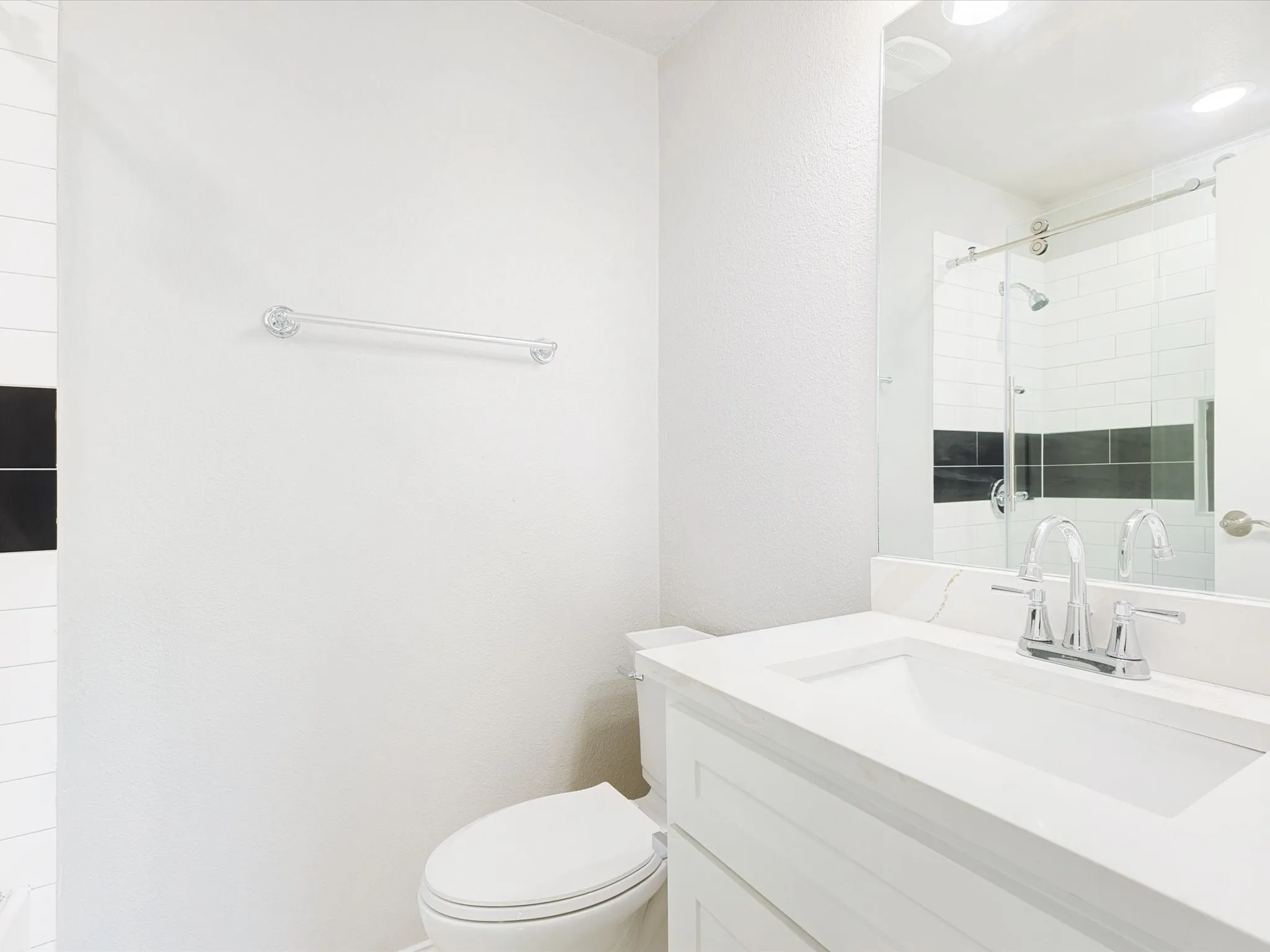 Single Family Residence For Sale in Dallas County , 3029 Burning Tree Lane, Garland, Texas 75042, 4 Bedrooms, 3 Bathrooms, Garage spaces, 1,997 Sqft, built in 1972, Price $374,999, mls#21114438, Real Estate Agent in Garland, Homes For Sale in Dallas county, Homes For Sale in Garland, Realtor in Garland Texas, Real Estate Brokerage Independent Realty Texas, Luminita Cordes Realtor