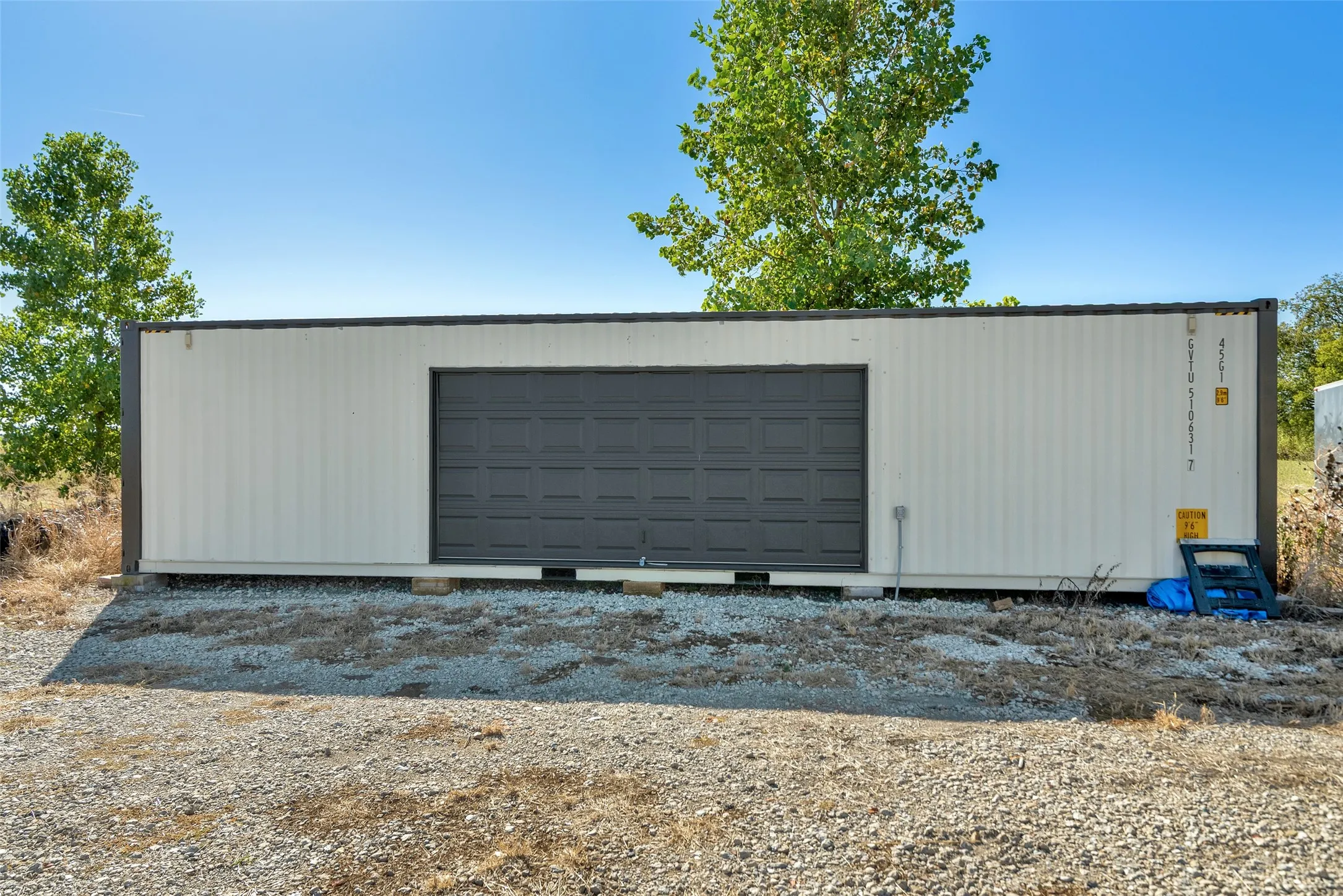Single Family Residence For Sale in Fannin County , 1158 County Road 1240, Savoy, Texas 75479, 2 Bedrooms, 2 Bathrooms, 3 Garage spaces, 1,020 Sqft, built in 2024, Price $525,000, mls#21117038, Real Estate Agent in Savoy, Homes For Sale in Fannin county, Homes For Sale in Savoy, Realtor in Savoy Texas, Real Estate Brokerage Independent Realty Texas, Luminita Cordes Realtor