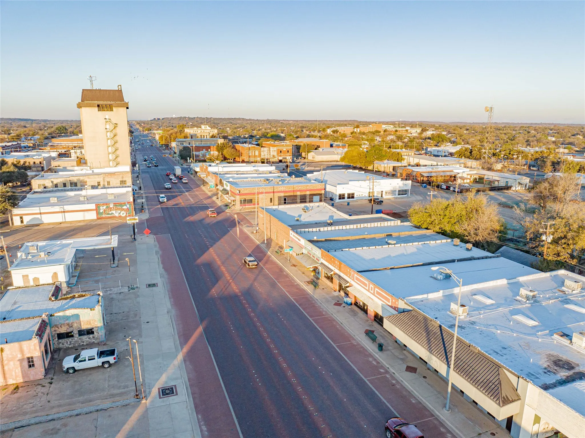 Retail For Rent in Stephens County , 220 E Walker Street, Breckenridge, Texas 76424, 0, 0, Garage spaces, 0 Sqft, built in 1925, Preowned, mls#21117040, Real Estate Agent in Breckenridge, Homes For Rent in Stephens county, Homes For Rent in Breckenridge, Realtor in Breckenridge Texas, Real Estate Brokerage Independent Realty Texas, Luminita Cordes Realtor