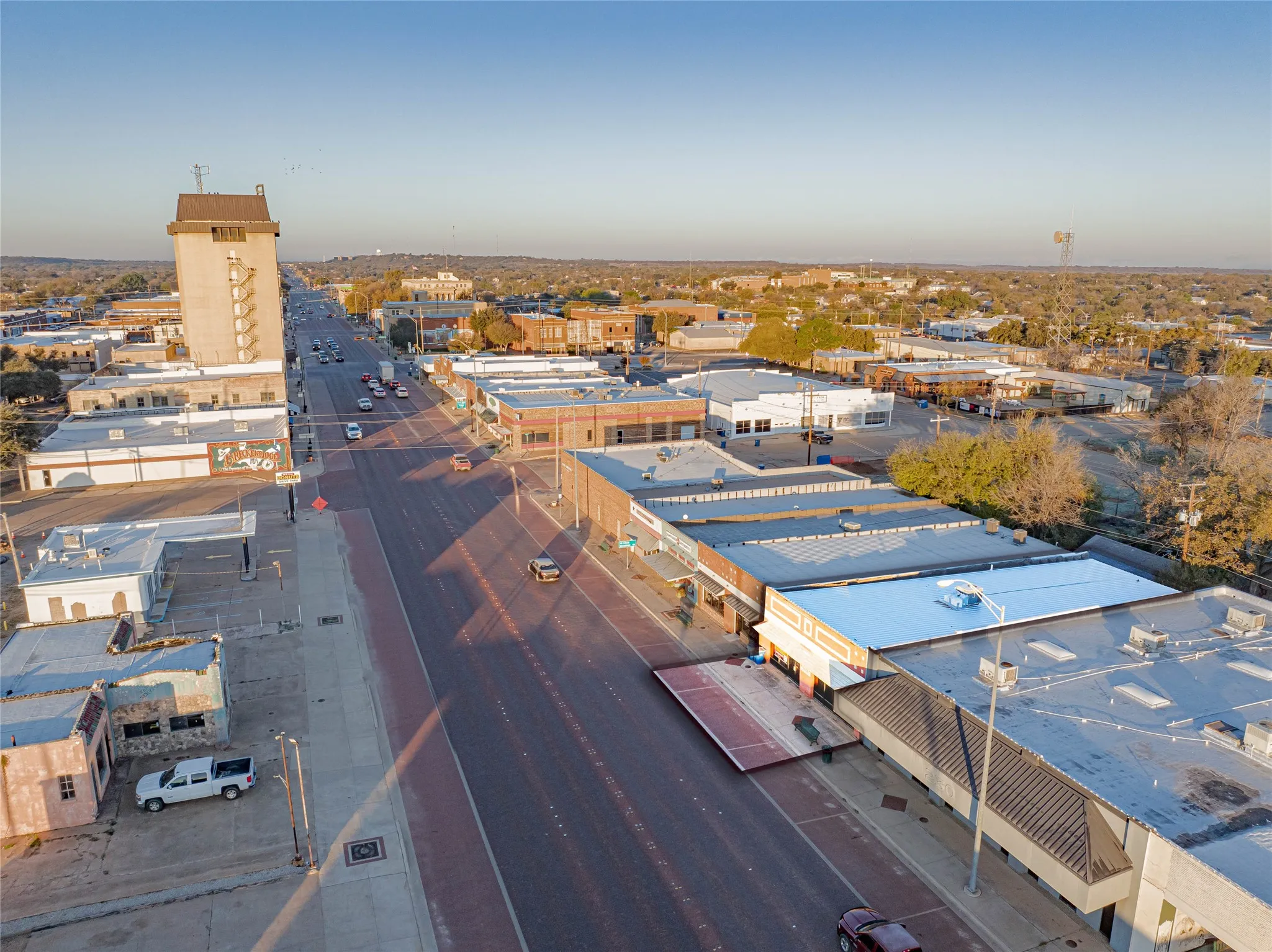 Retail For Rent in Stephens County , 220 E Walker Street, Breckenridge, Texas 76424, 0, 0, Garage spaces, 0 Sqft, built in 1925, Preowned, mls#21117040, Real Estate Agent in Breckenridge, Homes For Rent in Stephens county, Homes For Rent in Breckenridge, Realtor in Breckenridge Texas, Real Estate Brokerage Independent Realty Texas, Luminita Cordes Realtor
