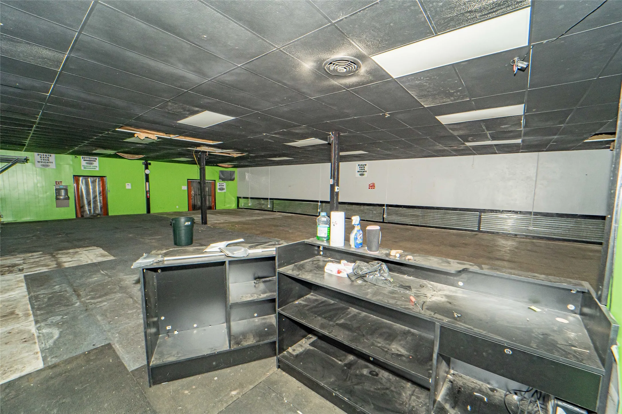 Retail For Rent in Stephens County , 220 E Walker Street, Breckenridge, Texas 76424, 0, 0, Garage spaces, 0 Sqft, built in 1925, Preowned, mls#21117040, Real Estate Agent in Breckenridge, Homes For Rent in Stephens county, Homes For Rent in Breckenridge, Realtor in Breckenridge Texas, Real Estate Brokerage Independent Realty Texas, Luminita Cordes Realtor