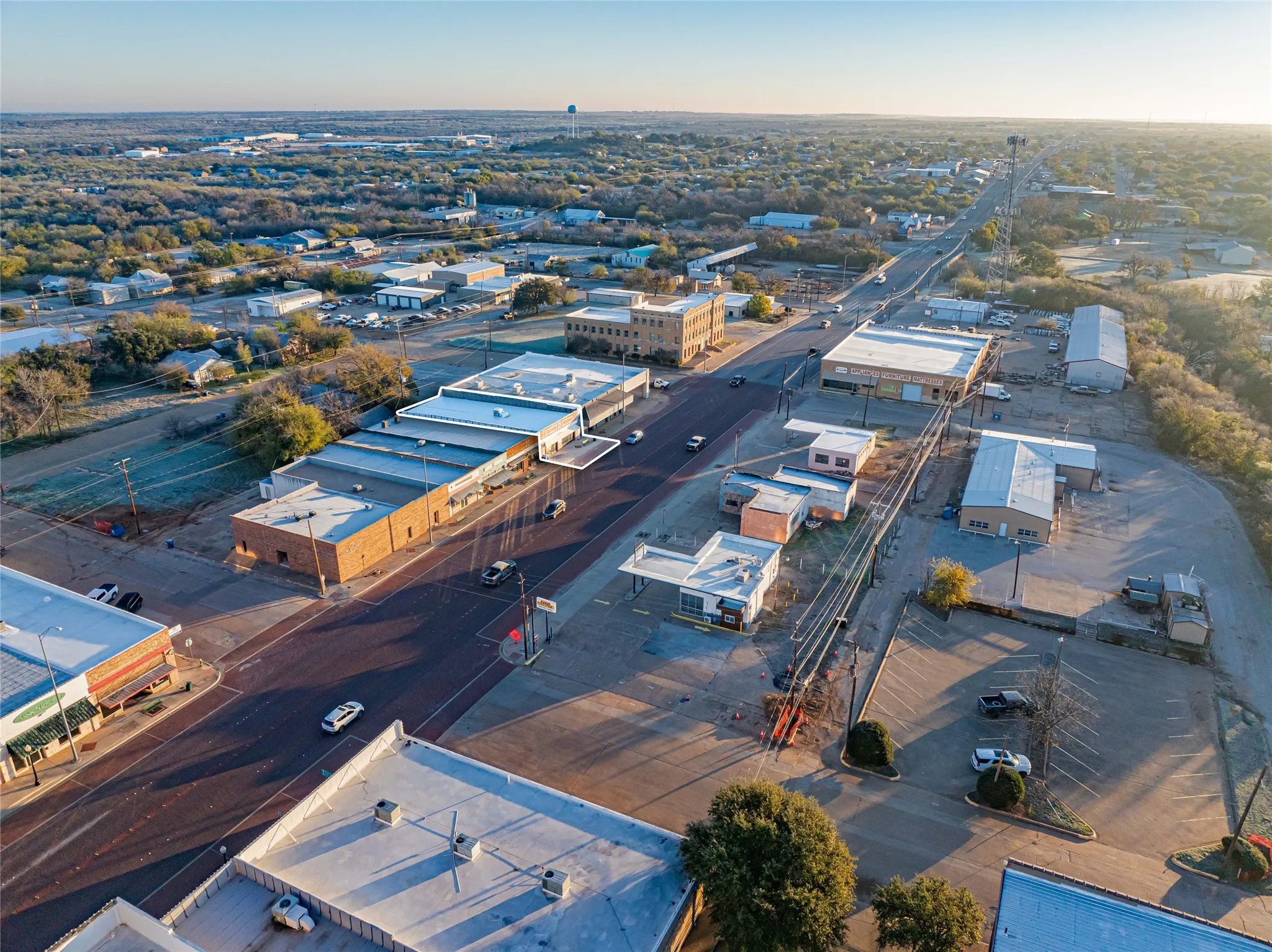 Retail For Rent in Stephens County , 220 E Walker Street, Breckenridge, Texas 76424, 0, 0, Garage spaces, 0 Sqft, built in 1925, Preowned, mls#21117040, Real Estate Agent in Breckenridge, Homes For Rent in Stephens county, Homes For Rent in Breckenridge, Realtor in Breckenridge Texas, Real Estate Brokerage Independent Realty Texas, Luminita Cordes Realtor