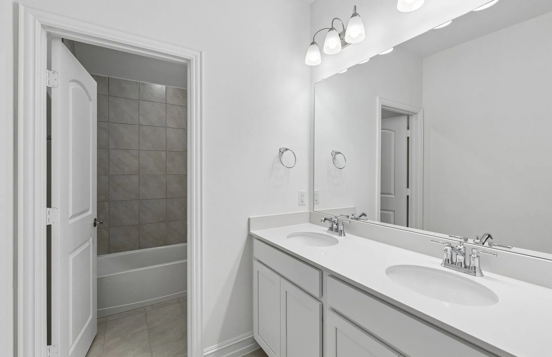 Secondary bath with double vanity