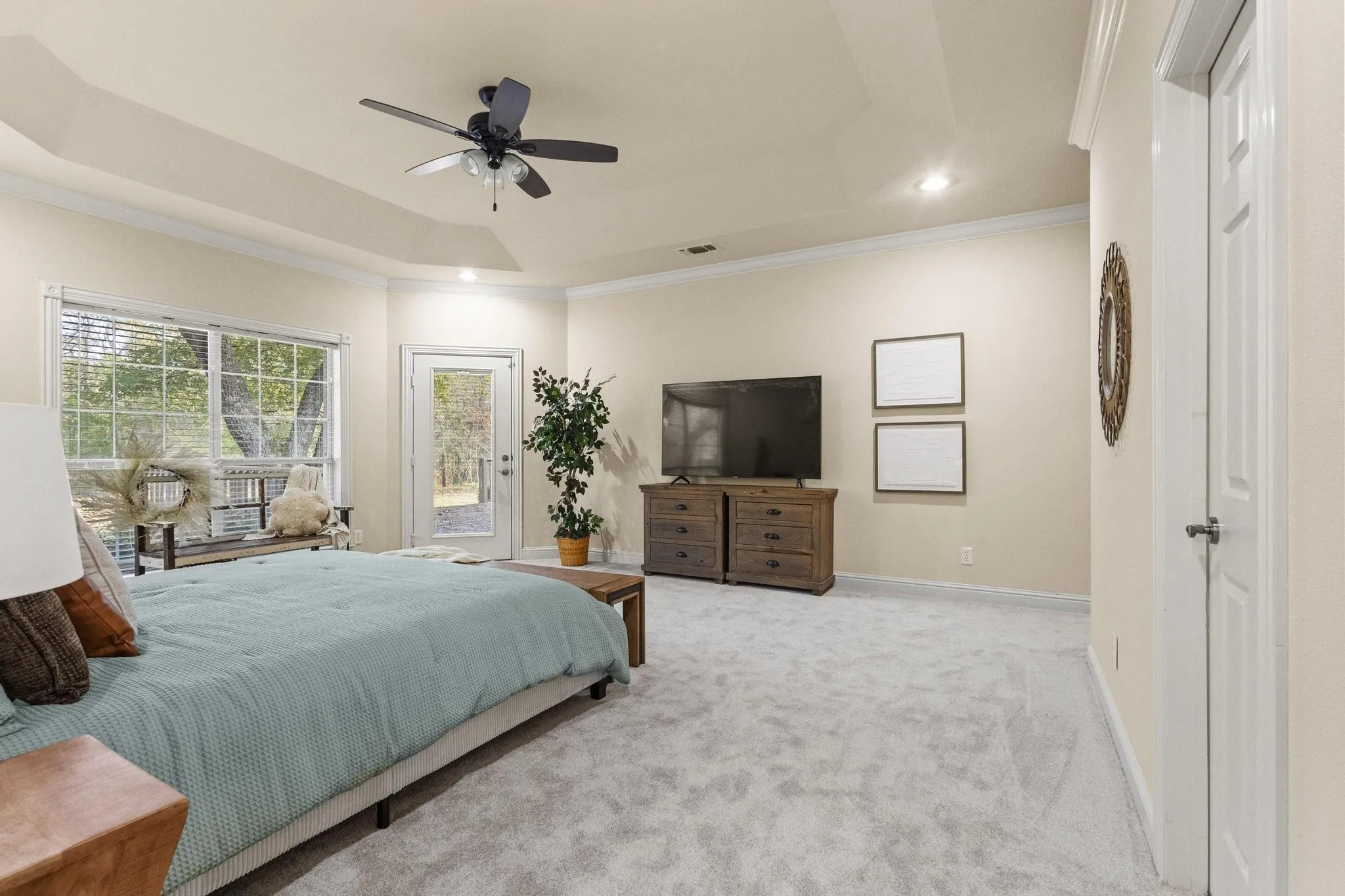 Single Family Residence For Sale in Fannin County , 6652 E Fm 1396, Telephone, Texas 75488, 4 Bedroom, 4 Bathroom, 3 Garage spaces, 3,412 Sqft, built in 2000, Preowned, mls#21116915, Real Estate Agent in Telephone, Homes For Sale in Fannin county, Homes For Sale in Telephone, Realtor in Telephone Texas, Real Estate Brokerage Independent Realty Texas, Luminita Cordes Realtor
