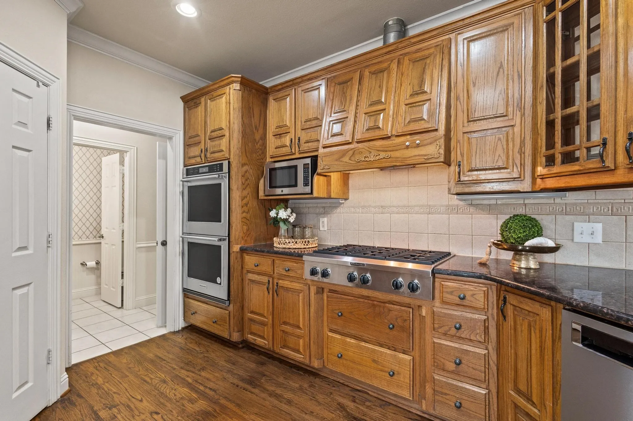Single Family Residence For Sale in Fannin County , 6652 E Fm 1396, Telephone, Texas 75488, 4 Bedroom, 4 Bathroom, 3 Garage spaces, 3,412 Sqft, built in 2000, Preowned, mls#21116915, Real Estate Agent in Telephone, Homes For Sale in Fannin county, Homes For Sale in Telephone, Realtor in Telephone Texas, Real Estate Brokerage Independent Realty Texas, Luminita Cordes Realtor