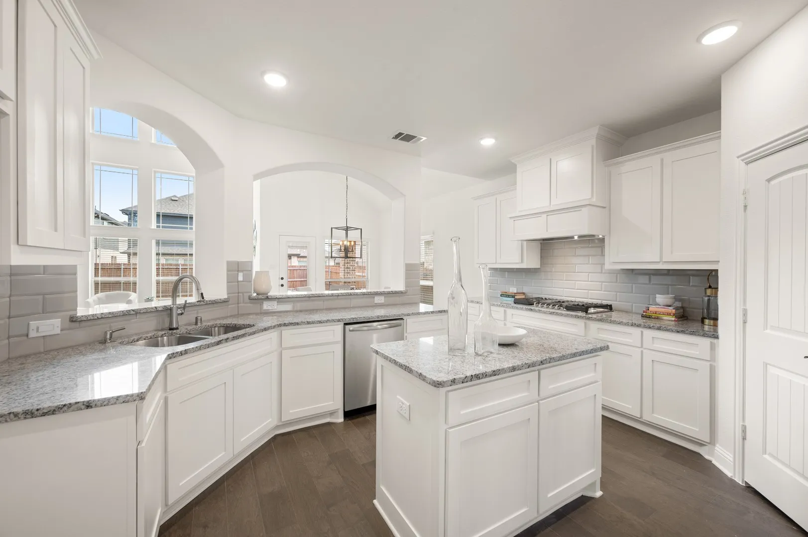2307 Rockhopper- Kitchen-3