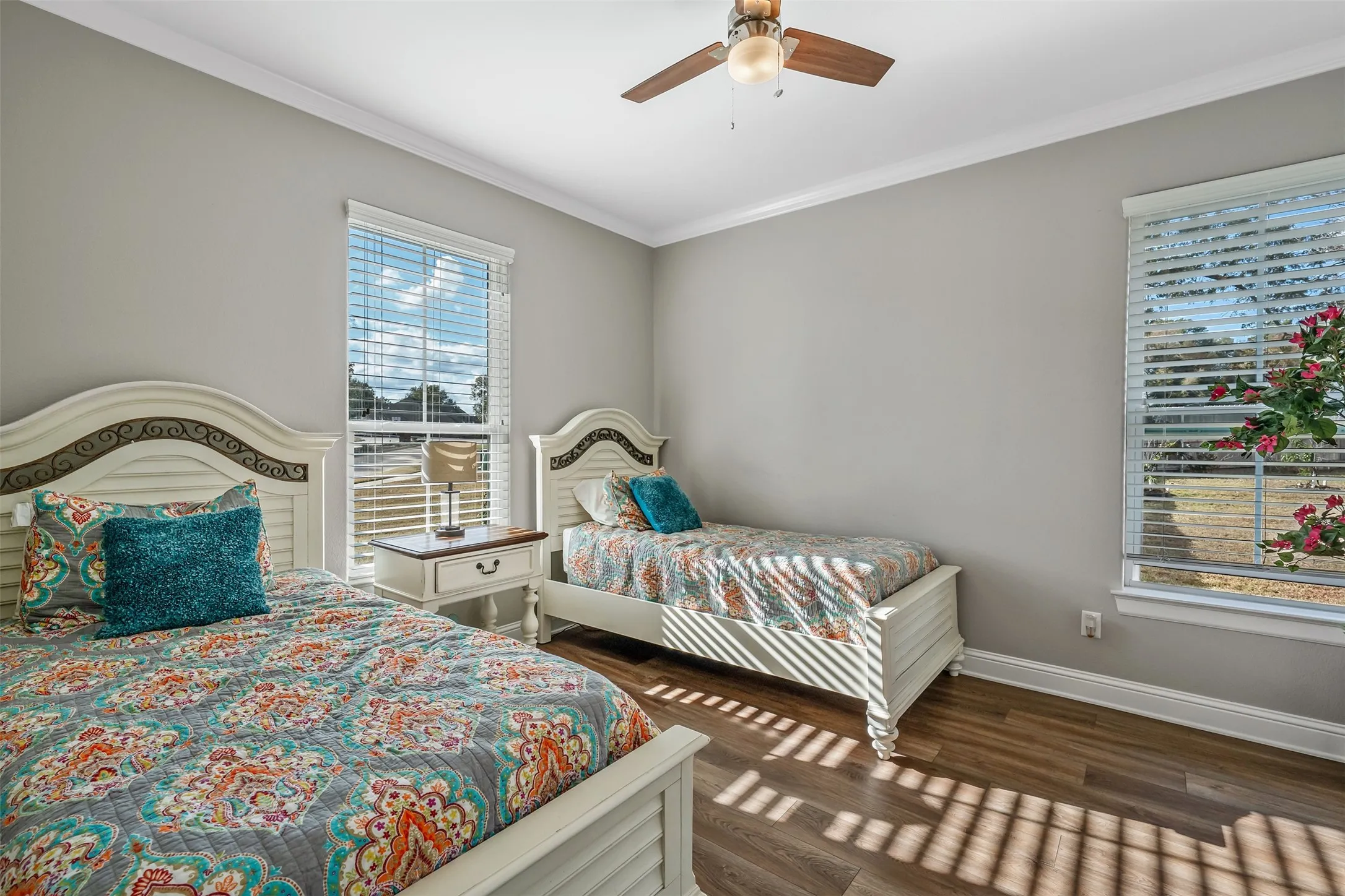 Single Family Residence For Sale in Smith County , 12213 Harlon Street, Flint, Texas 75762, 3 Bedroom, 3 Bathroom, 2 Garage spaces, 2,516 Sqft, built in 2022, Preowned, mls#21116795, Real Estate Agent in Flint, Homes For Sale in Smith county, Homes For Sale in Flint, Realtor in Flint Texas, Real Estate Brokerage Independent Realty Texas, Luminita Cordes Realtor