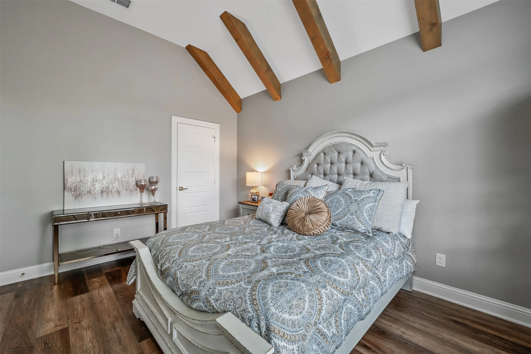 Single Family Residence For Sale in Smith County , 12213 Harlon Street, Flint, Texas 75762, 3 Bedroom, 3 Bathroom, 2 Garage spaces, 2,516 Sqft, built in 2022, Preowned, mls#21116795, Real Estate Agent in Flint, Homes For Sale in Smith county, Homes For Sale in Flint, Realtor in Flint Texas, Real Estate Brokerage Independent Realty Texas, Luminita Cordes Realtor