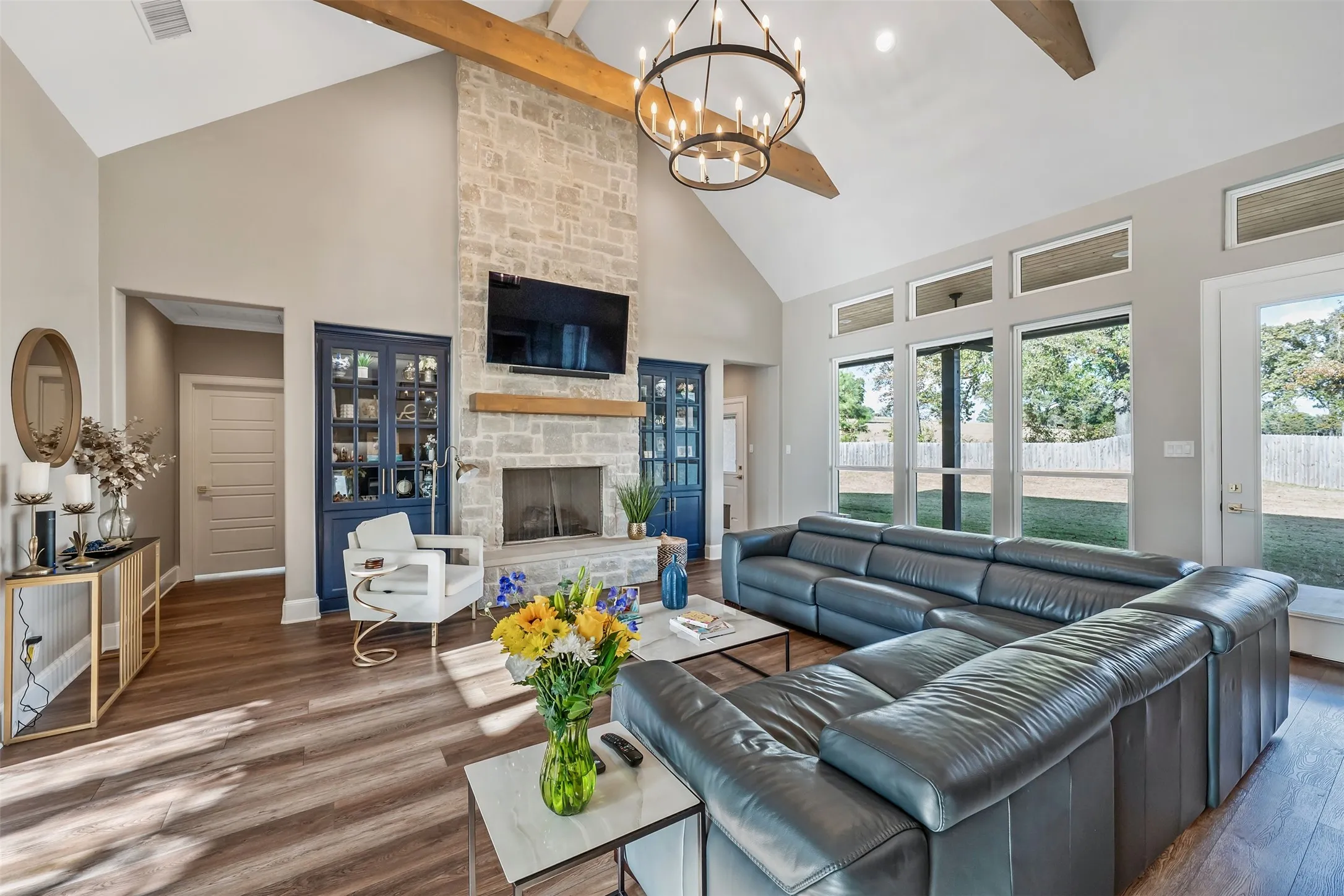 Single Family Residence For Sale in Smith County , 12213 Harlon Street, Flint, Texas 75762, 3 Bedroom, 3 Bathroom, 2 Garage spaces, 2,516 Sqft, built in 2022, Preowned, mls#21116795, Real Estate Agent in Flint, Homes For Sale in Smith county, Homes For Sale in Flint, Realtor in Flint Texas, Real Estate Brokerage Independent Realty Texas, Luminita Cordes Realtor